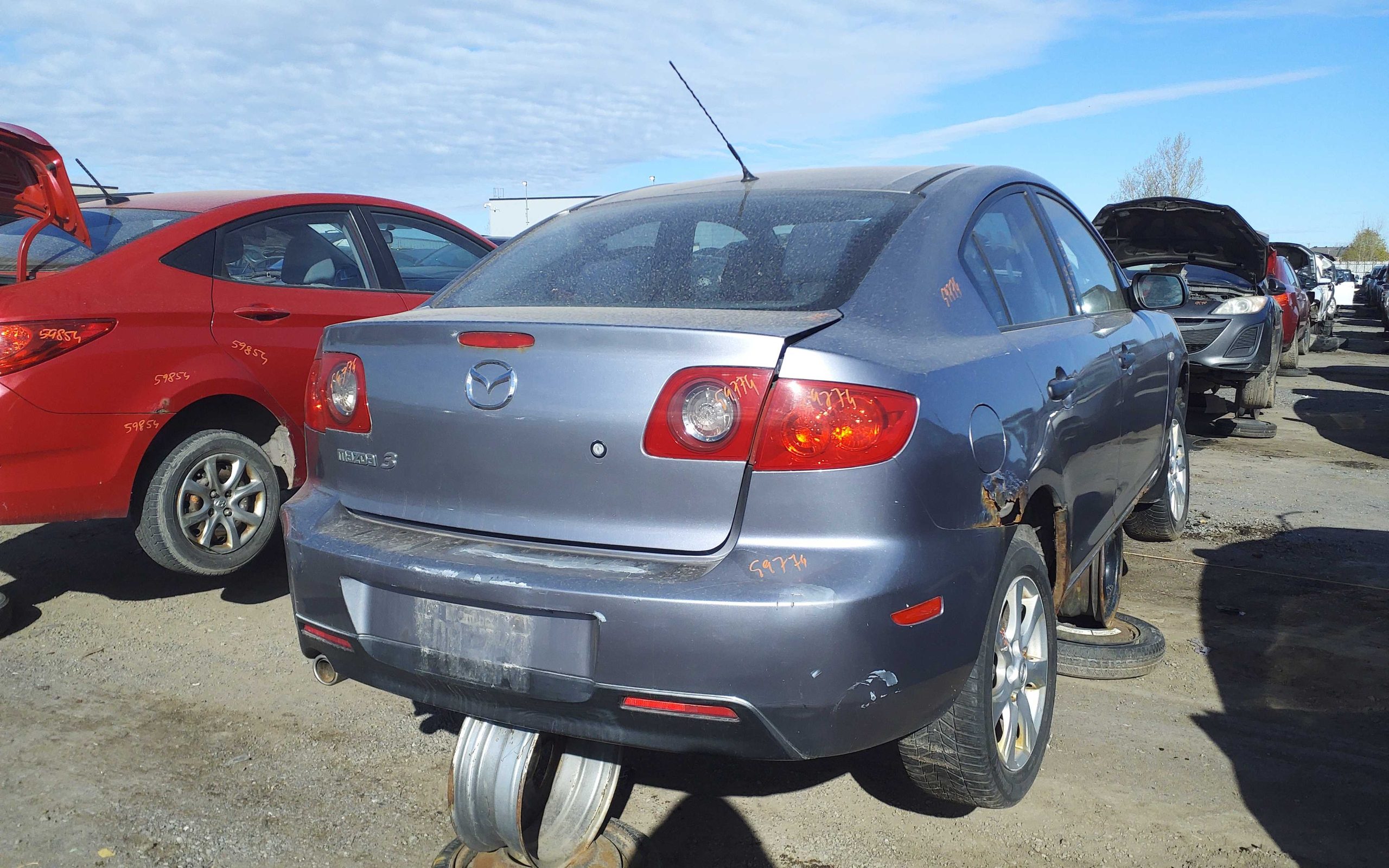 MAZDA MAZDA3 2005