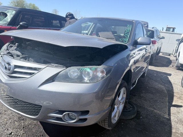 MAZDA MAZDA3 2005