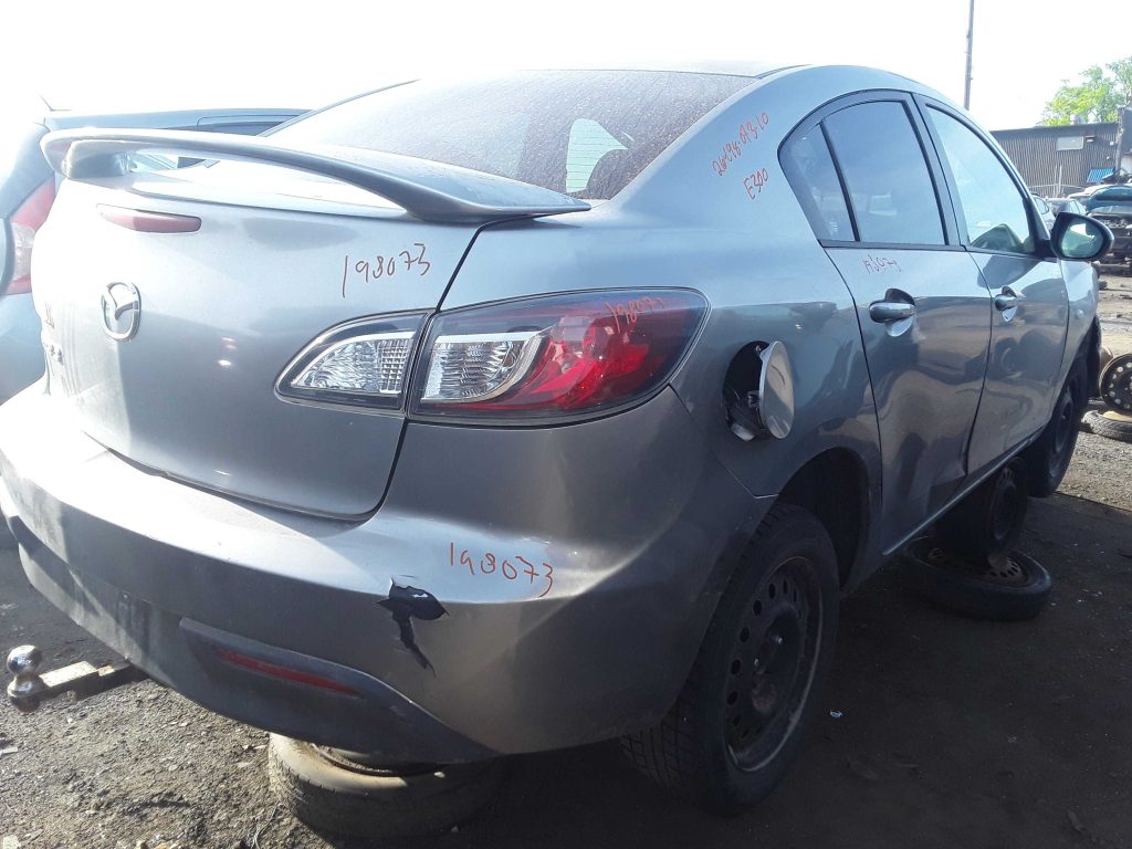 MAZDA MAZDA3 2010