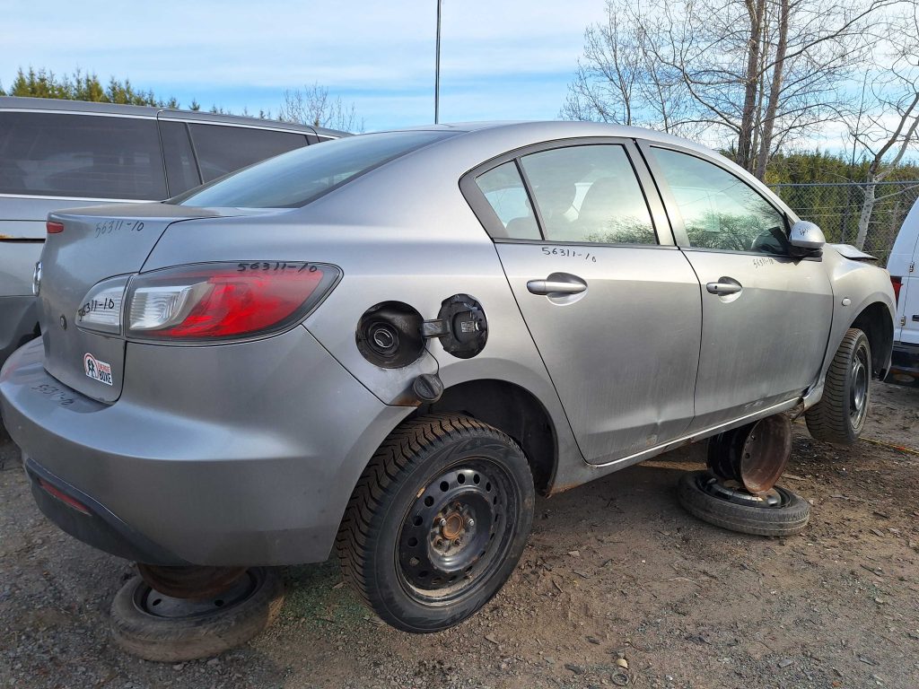MAZDA MAZDA3 2010