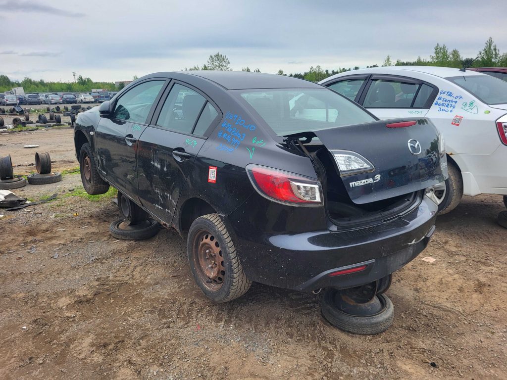 MAZDA MAZDA3 2010