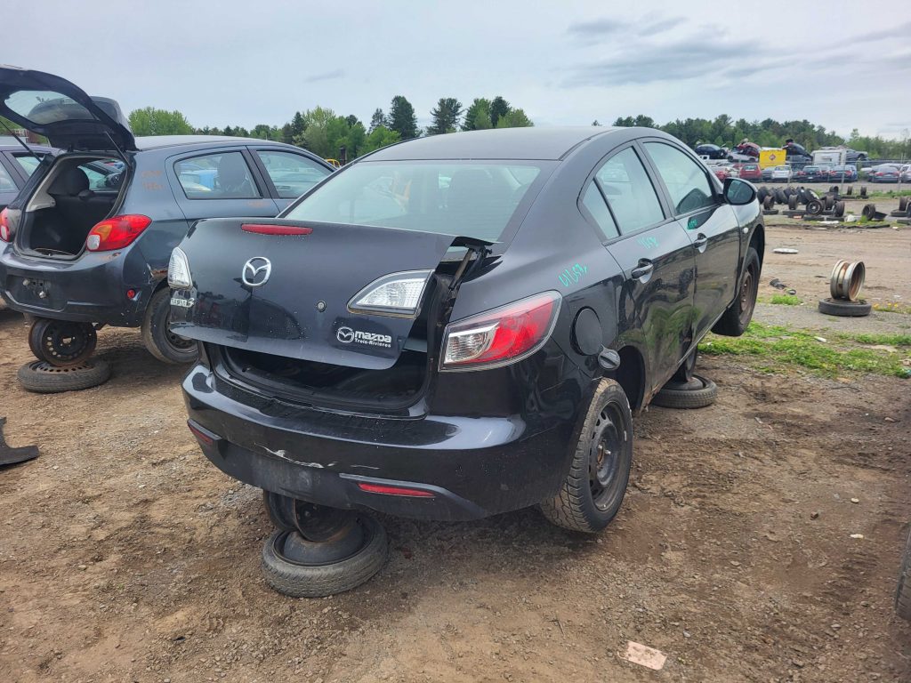 MAZDA MAZDA3 2010