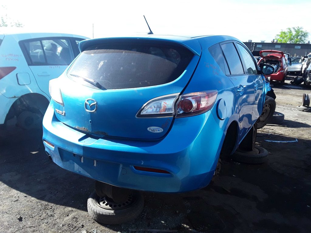 MAZDA MAZDA3 2010