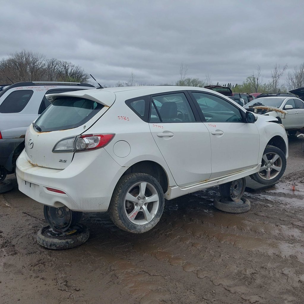 MAZDA MAZDA3 2010