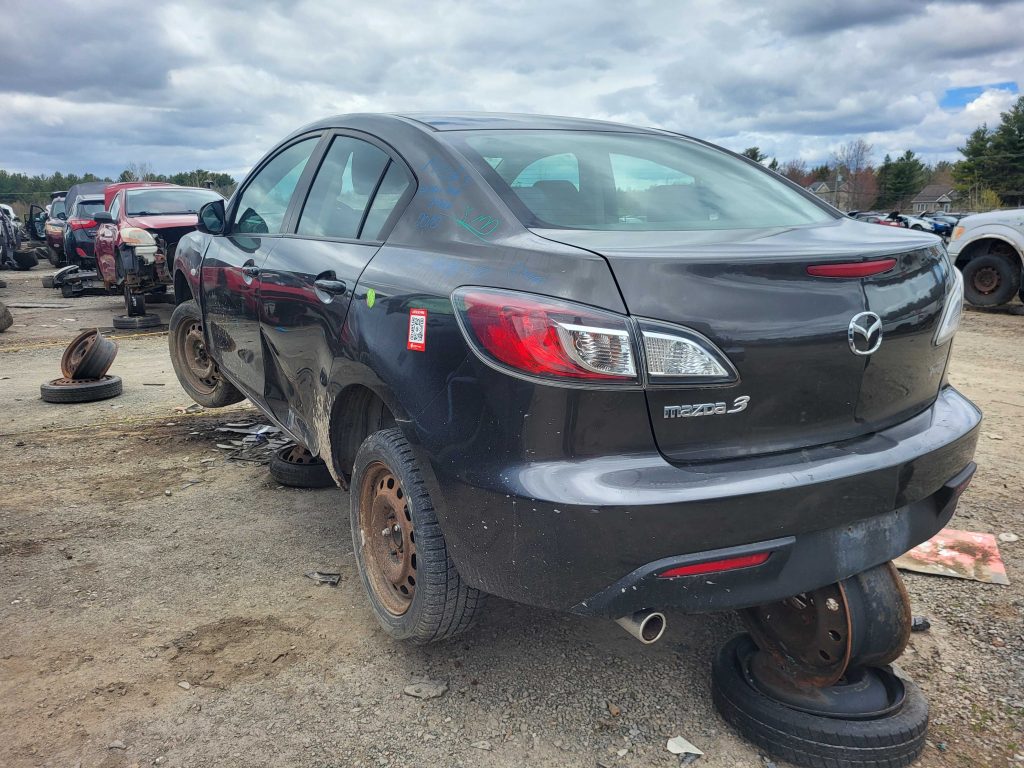 MAZDA MAZDA3 2010
