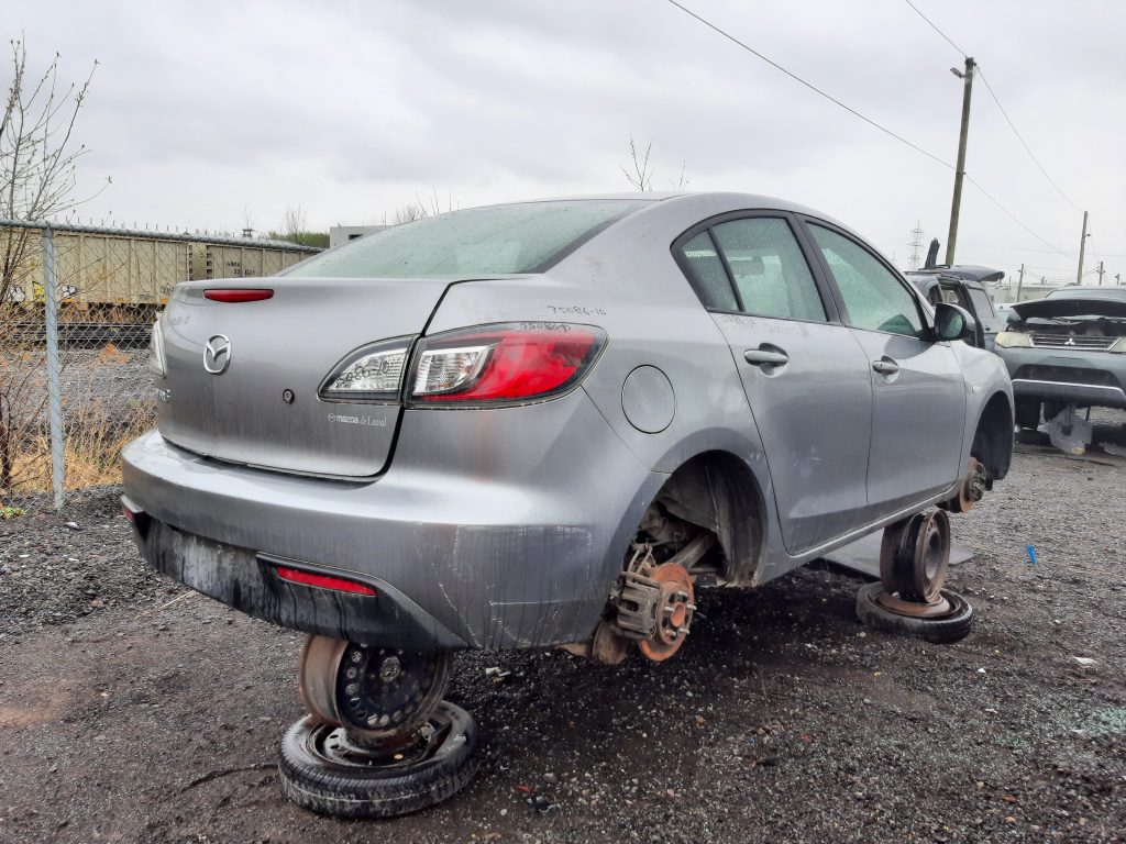 MAZDA MAZDA3 2010