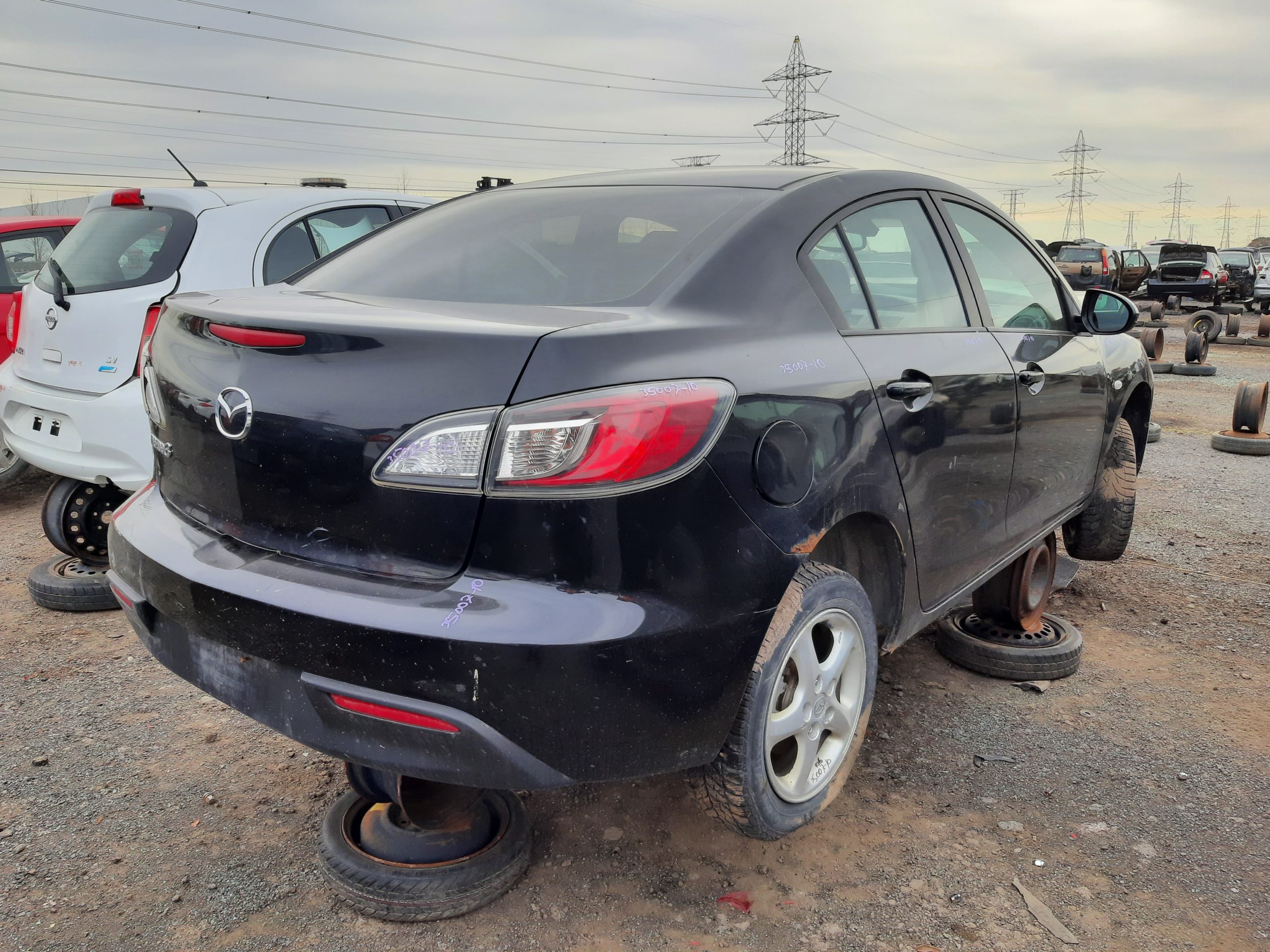 MAZDA MAZDA3 2010