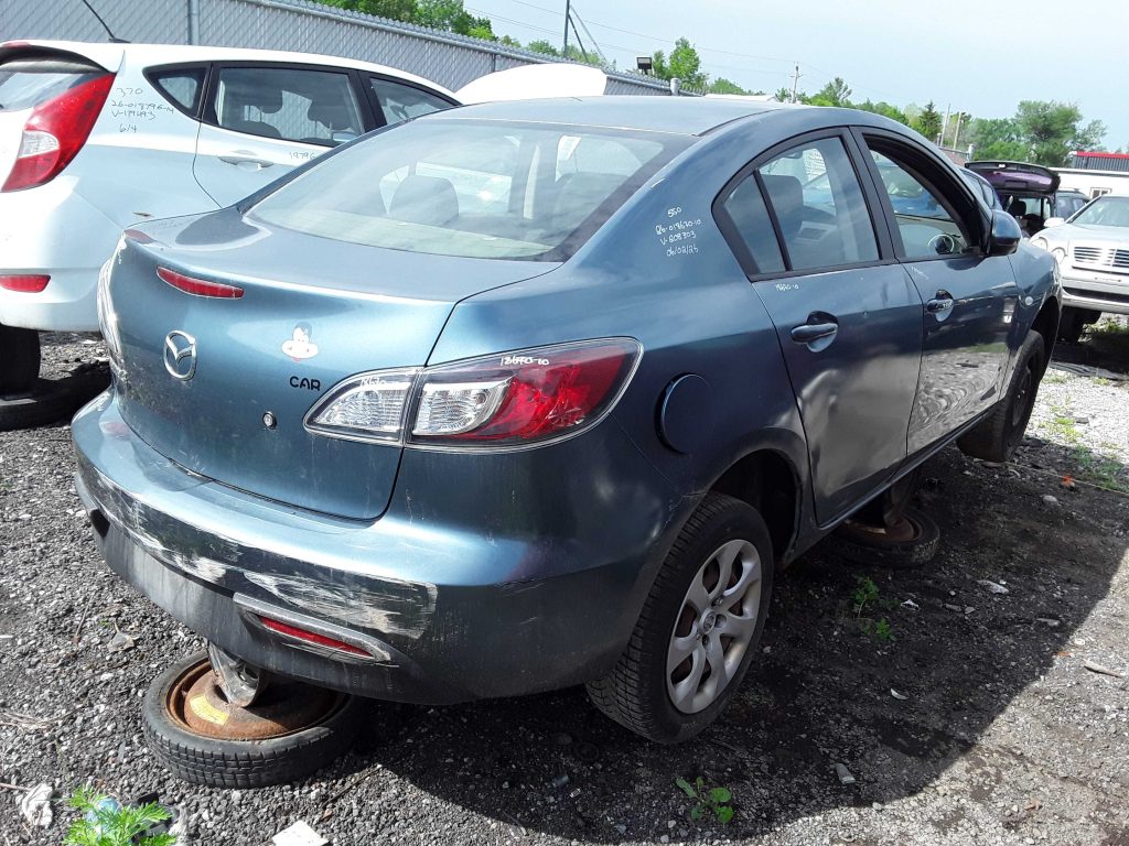 MAZDA MAZDA3 2010