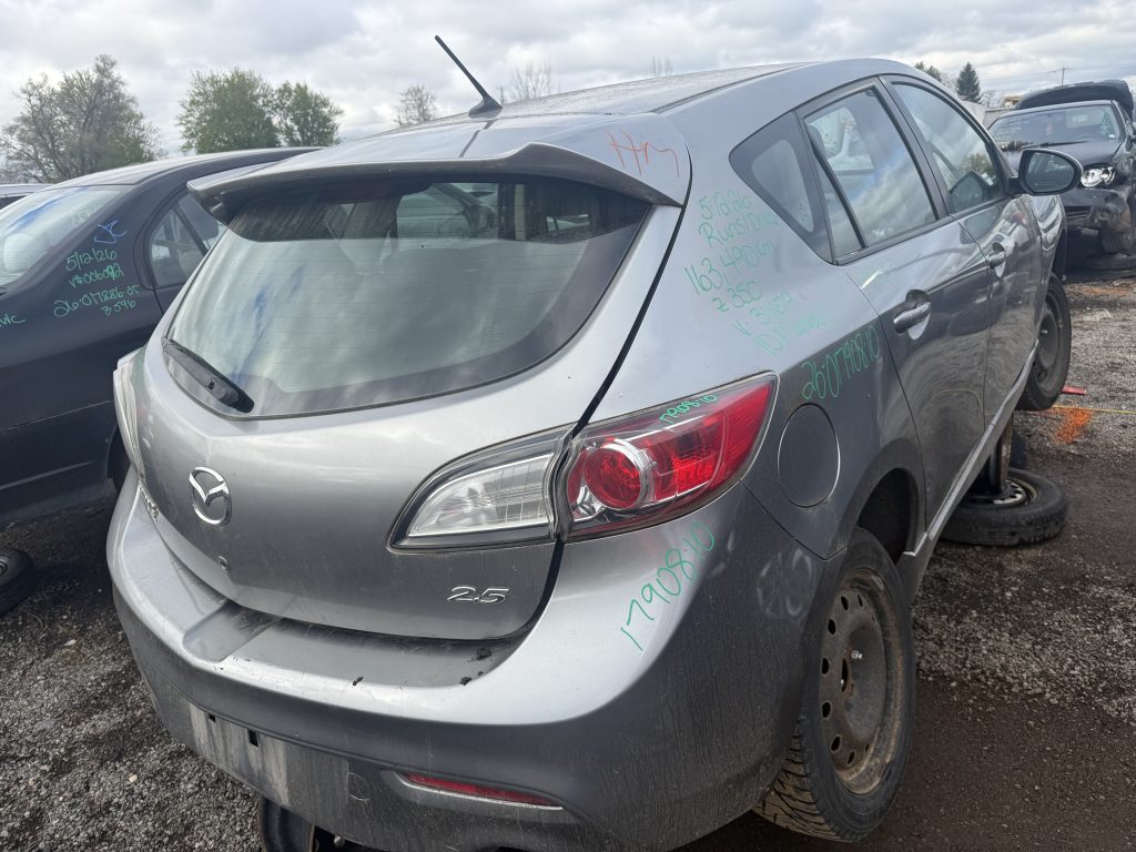 MAZDA MAZDA3 2010