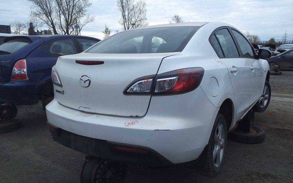 MAZDA MAZDA3 2010