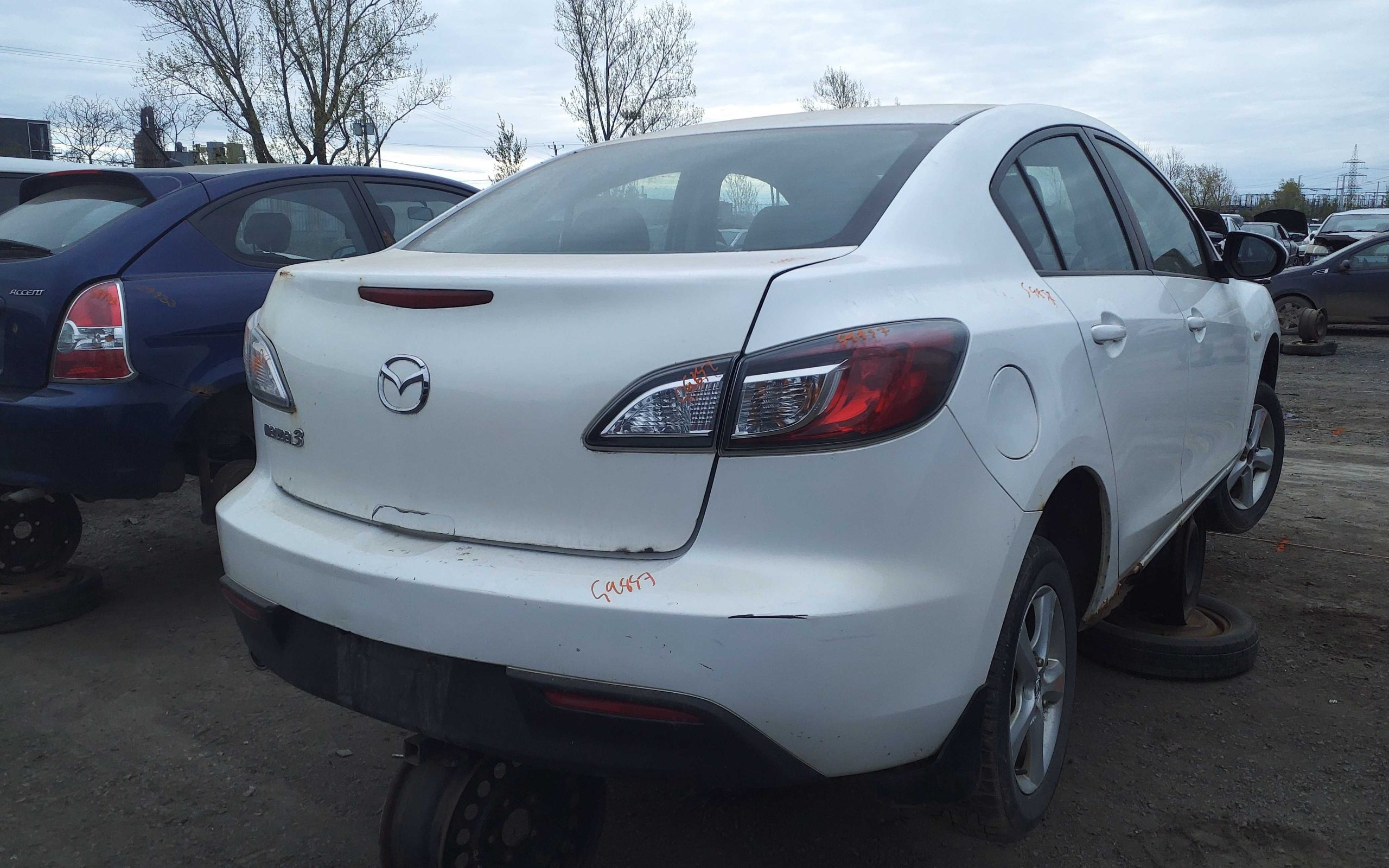 MAZDA MAZDA3 2010
