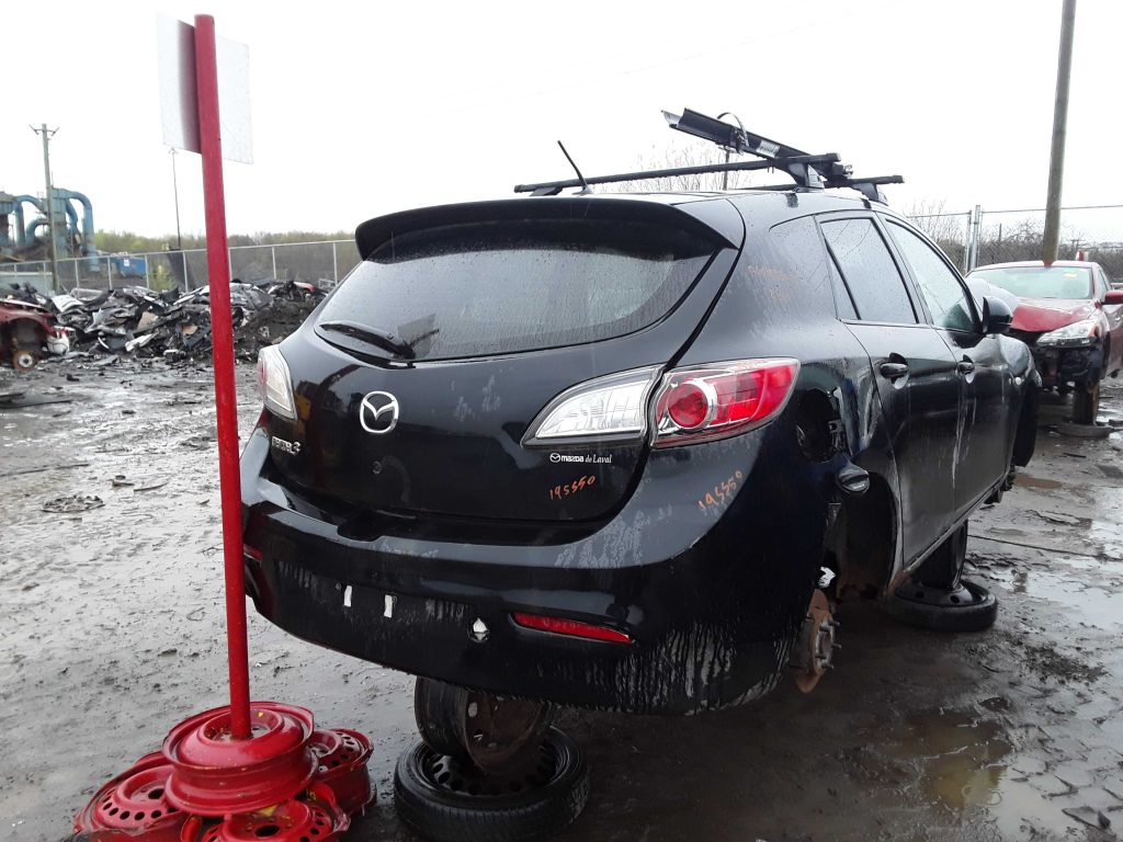 MAZDA MAZDA3 2010