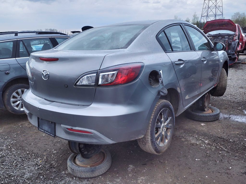 MAZDA MAZDA3 2010