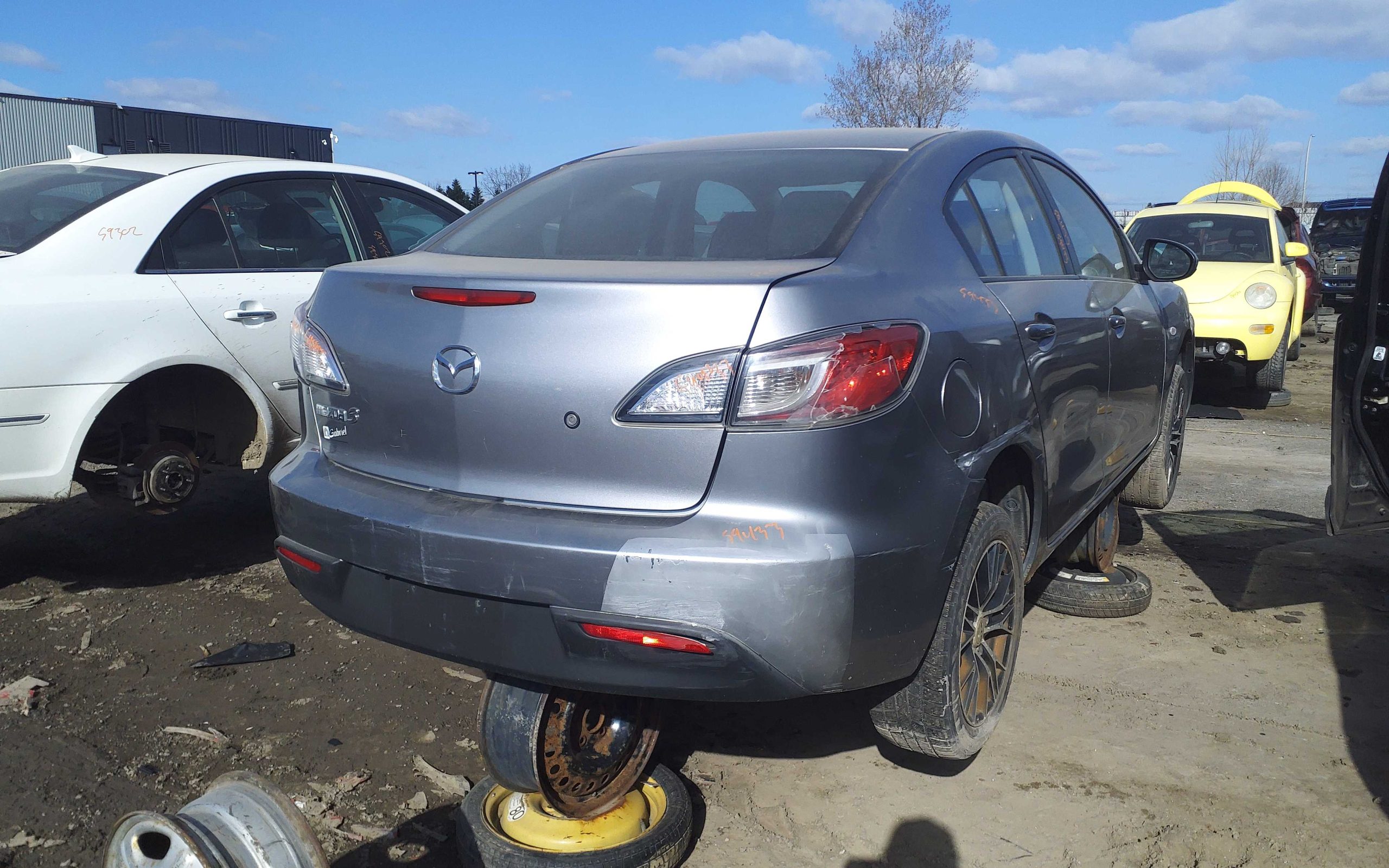 MAZDA MAZDA3 2010
