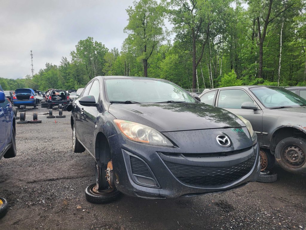 MAZDA MAZDA3 2010