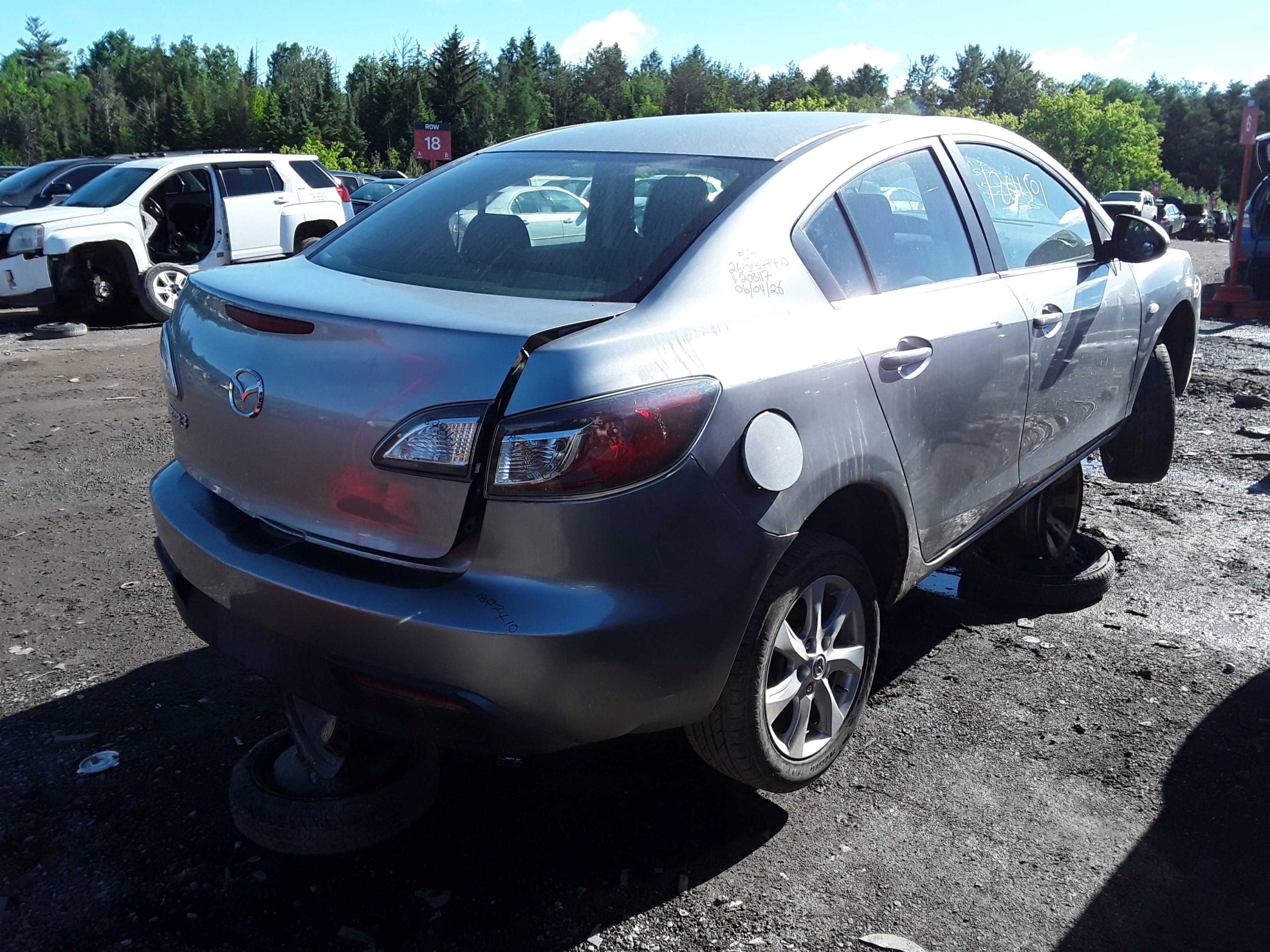 MAZDA MAZDA3 2010