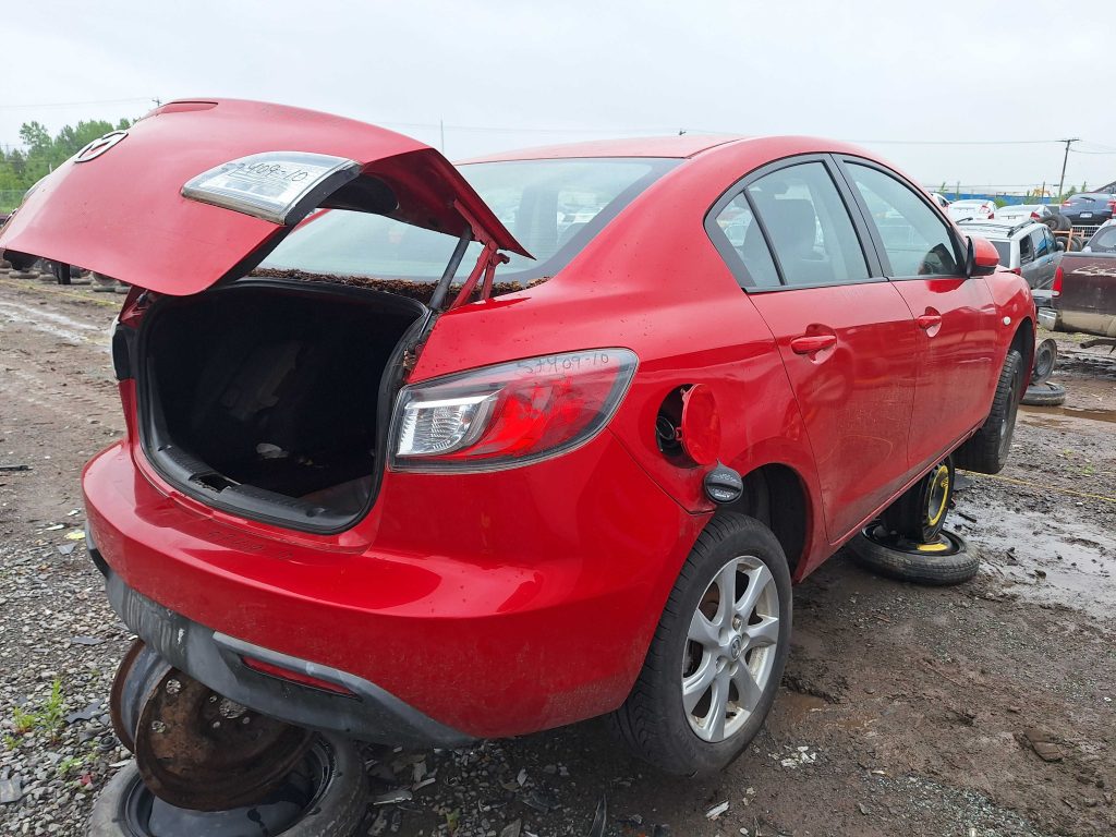 MAZDA MAZDA3 2010