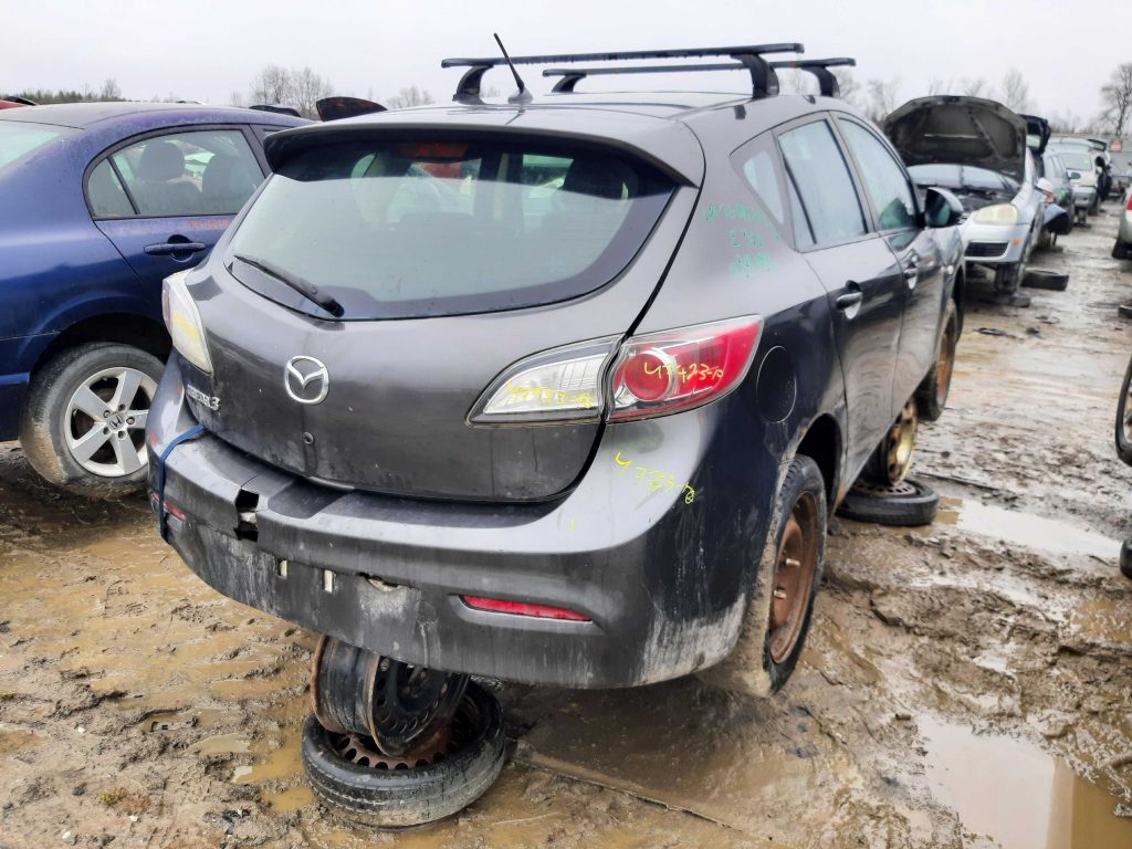 MAZDA MAZDA3 2010