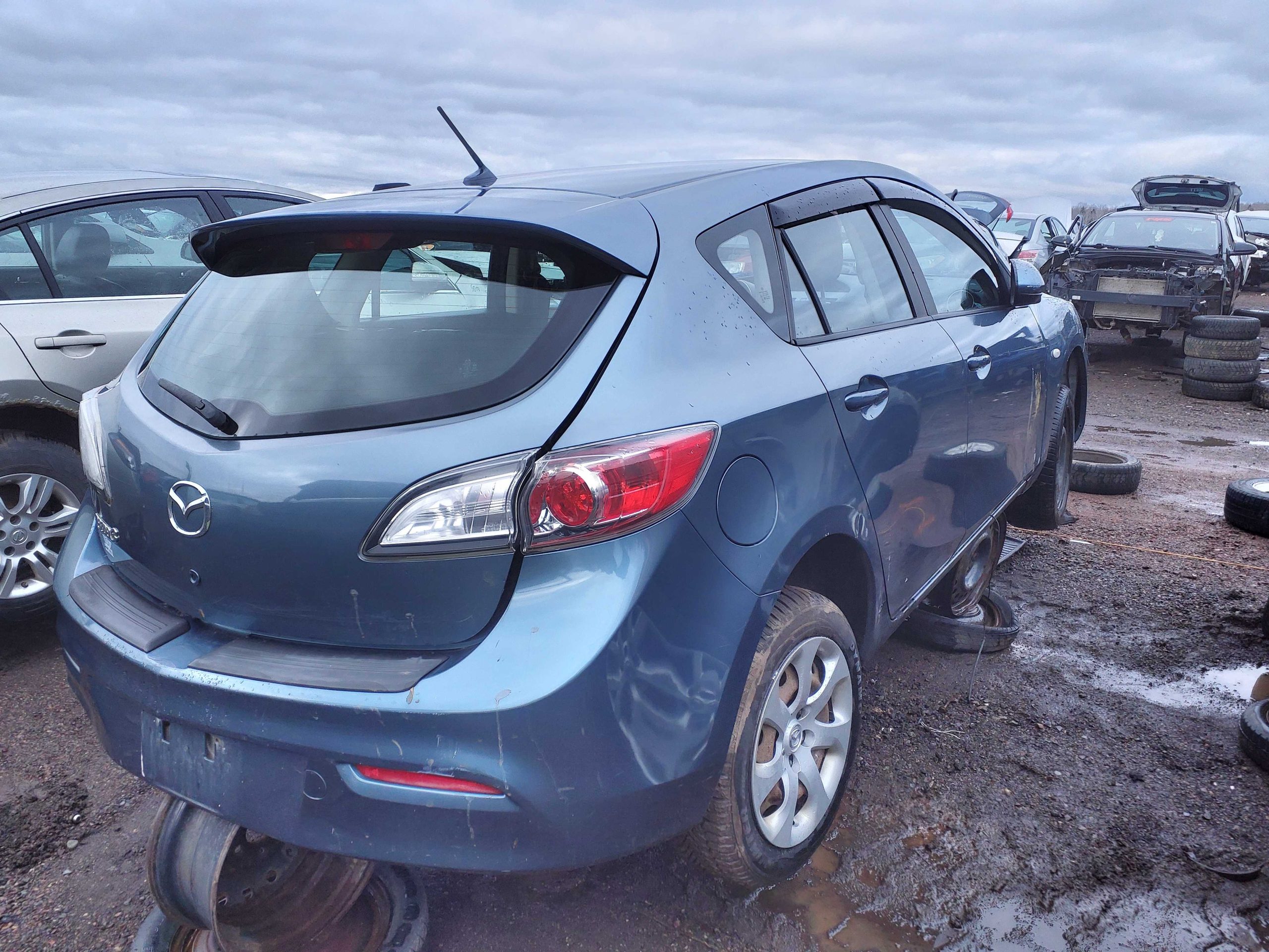 MAZDA MAZDA3 2010