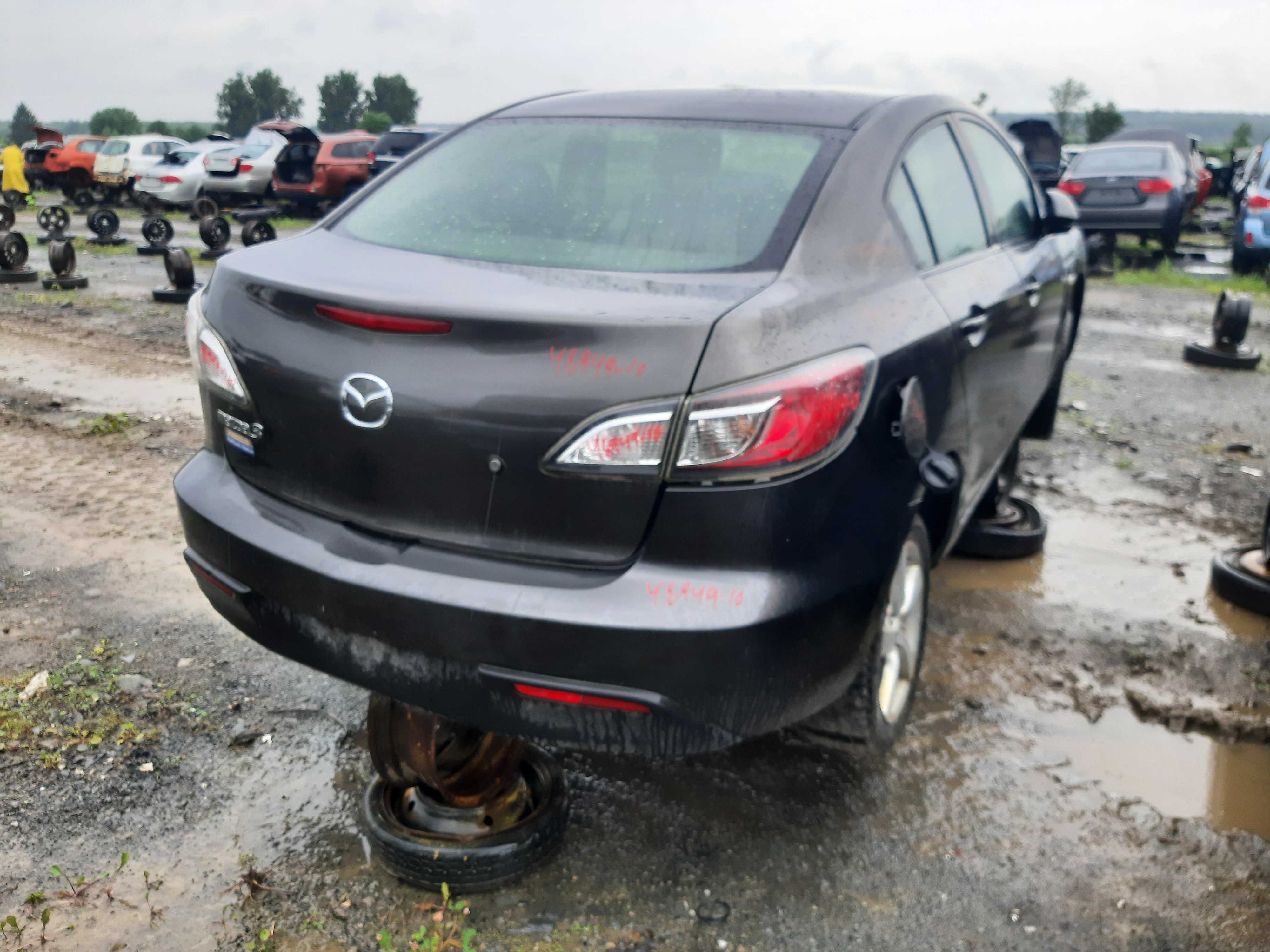 MAZDA MAZDA3 2010