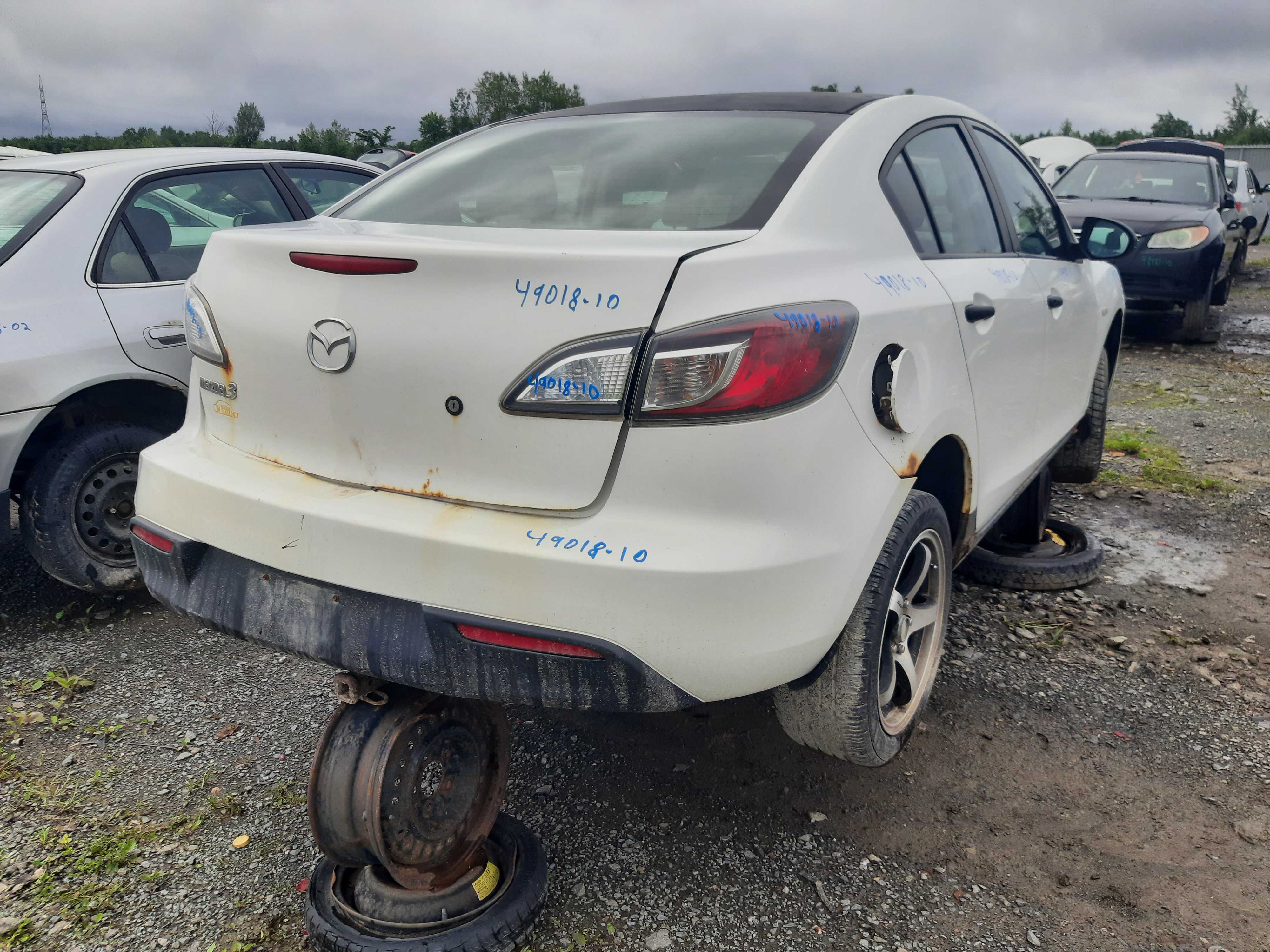 MAZDA MAZDA3 2010