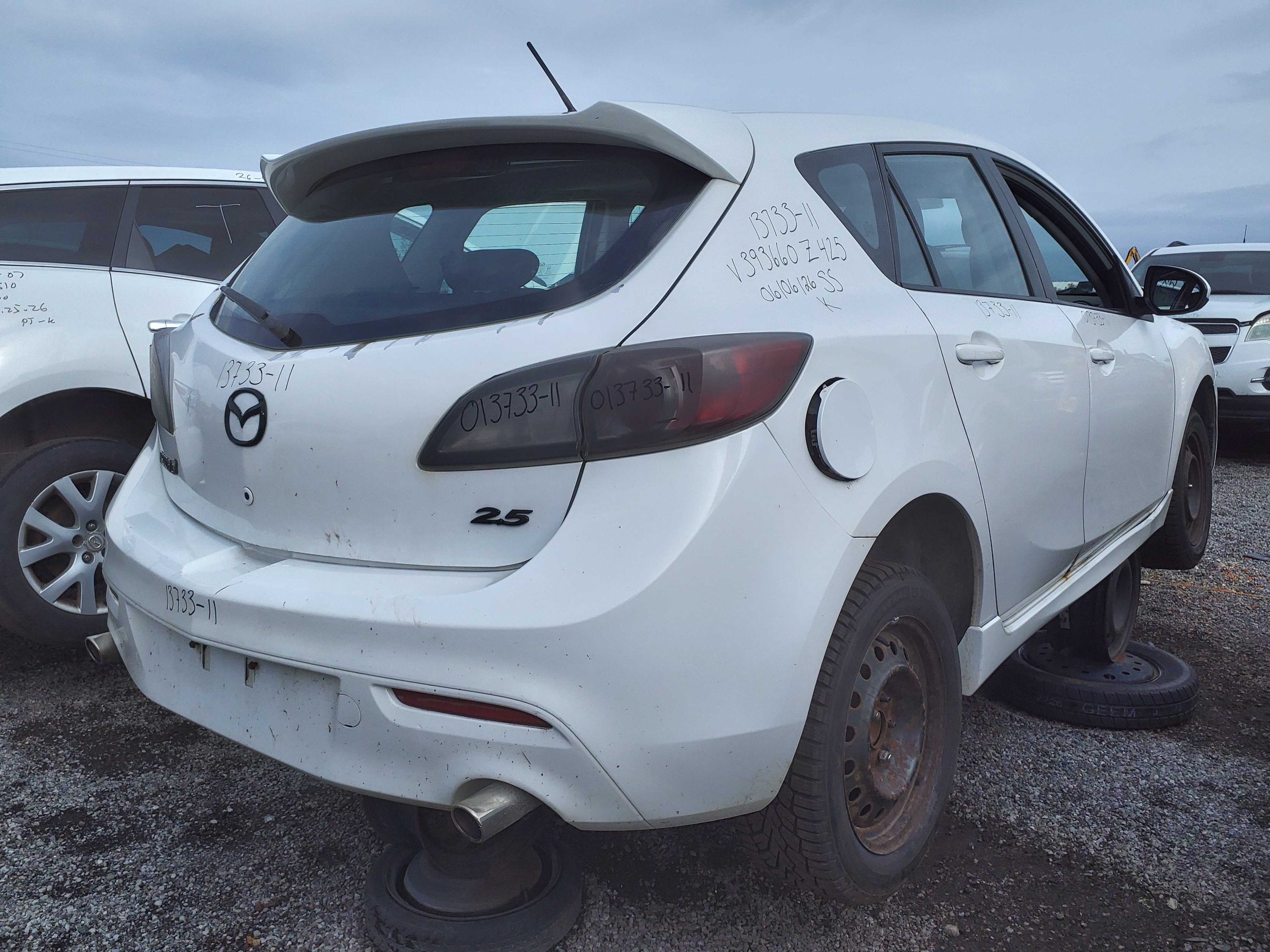 MAZDA MAZDA3 2011