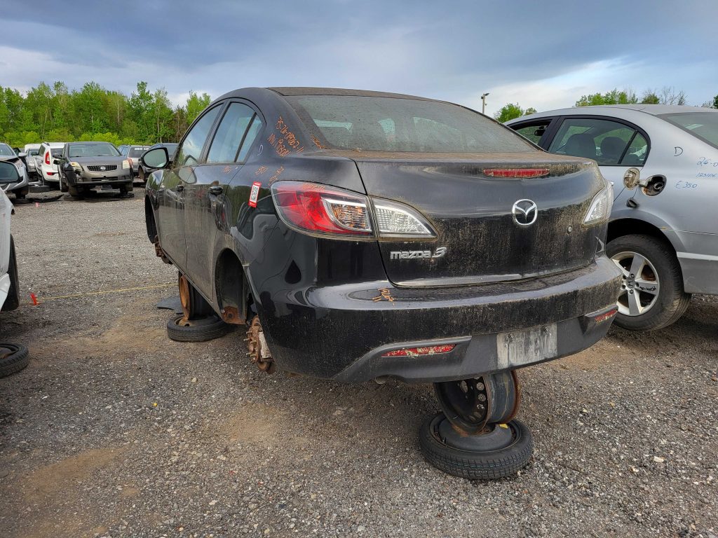 MAZDA MAZDA3 2011