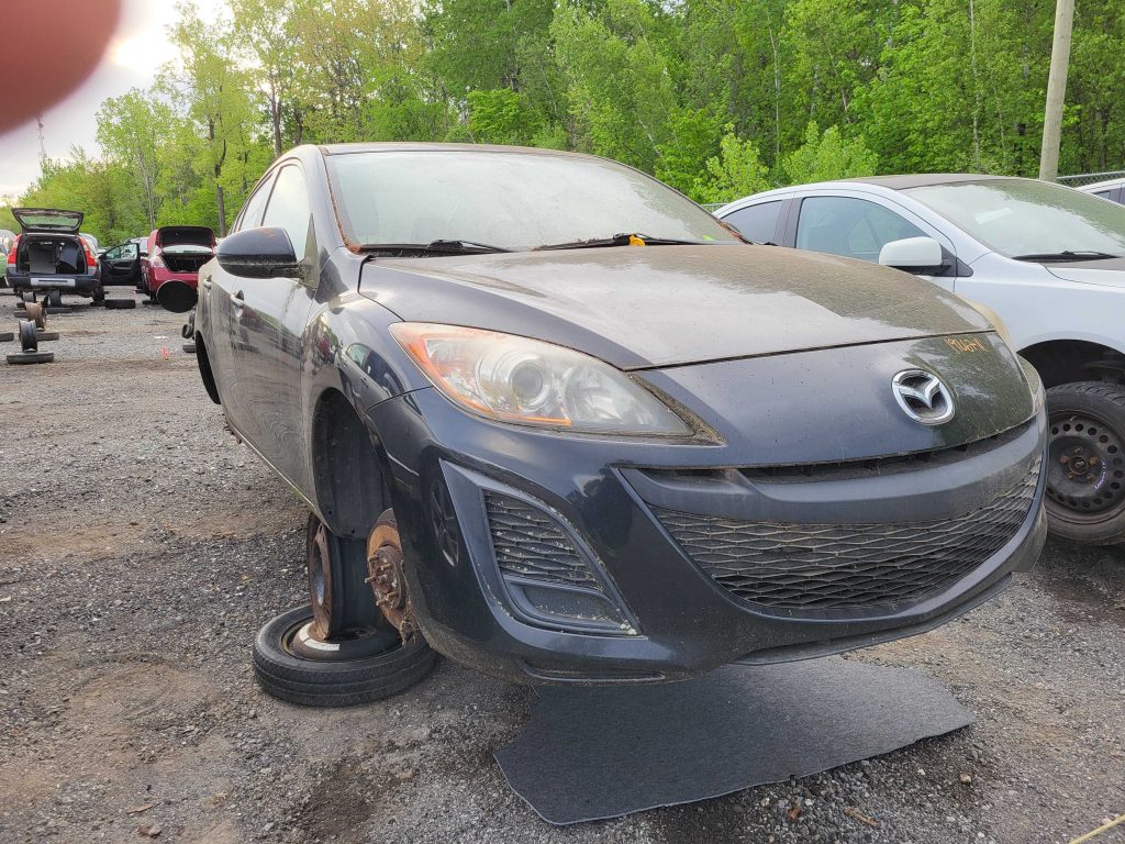 MAZDA MAZDA3 2011