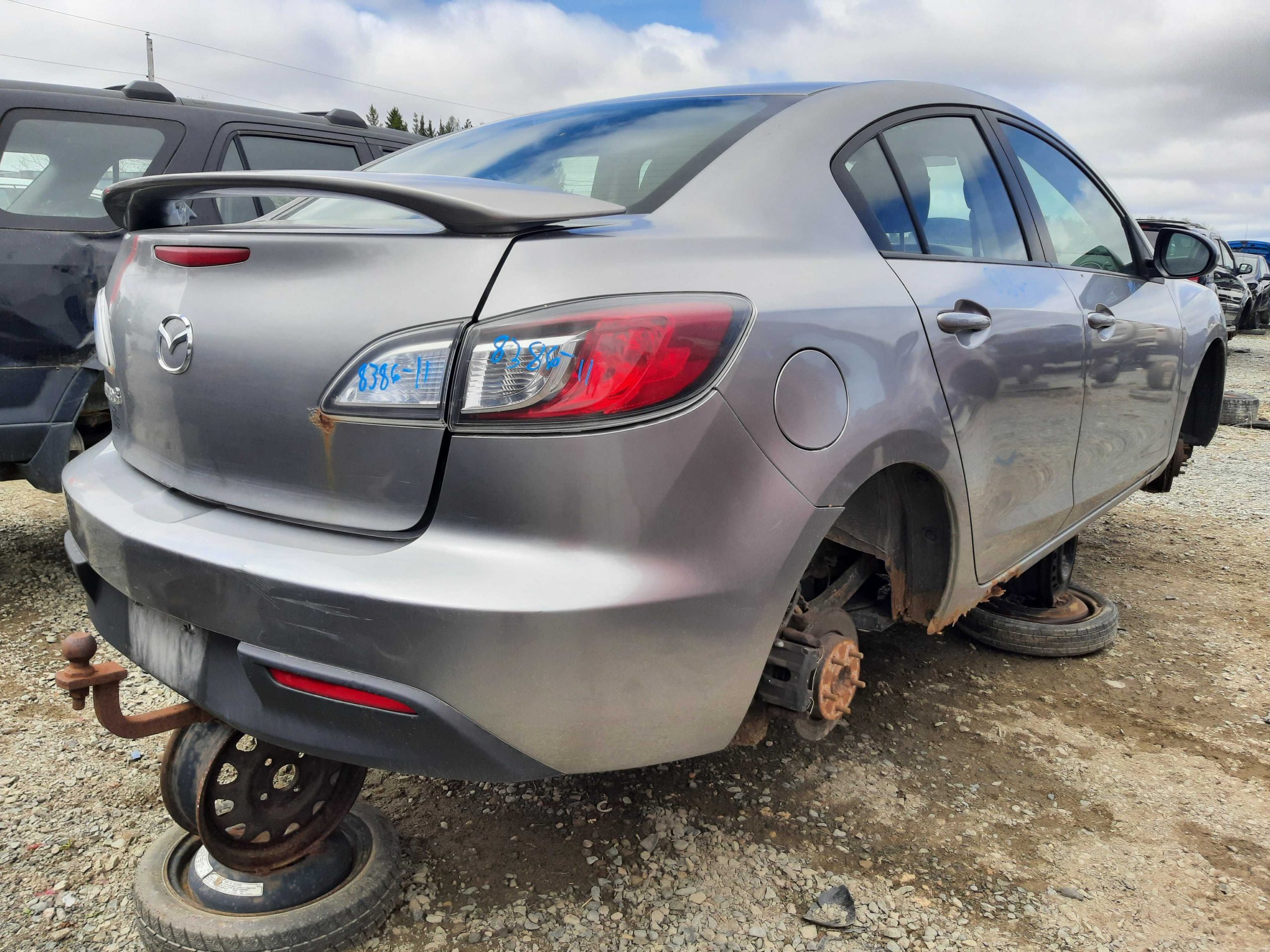 MAZDA MAZDA3 2011