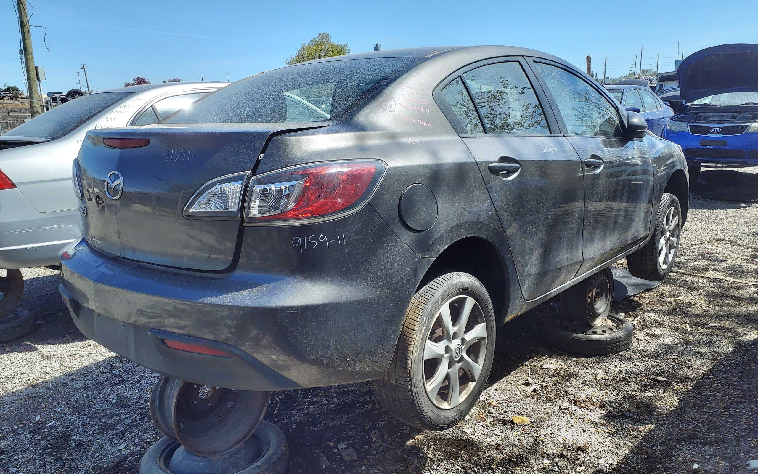 MAZDA MAZDA3 2011