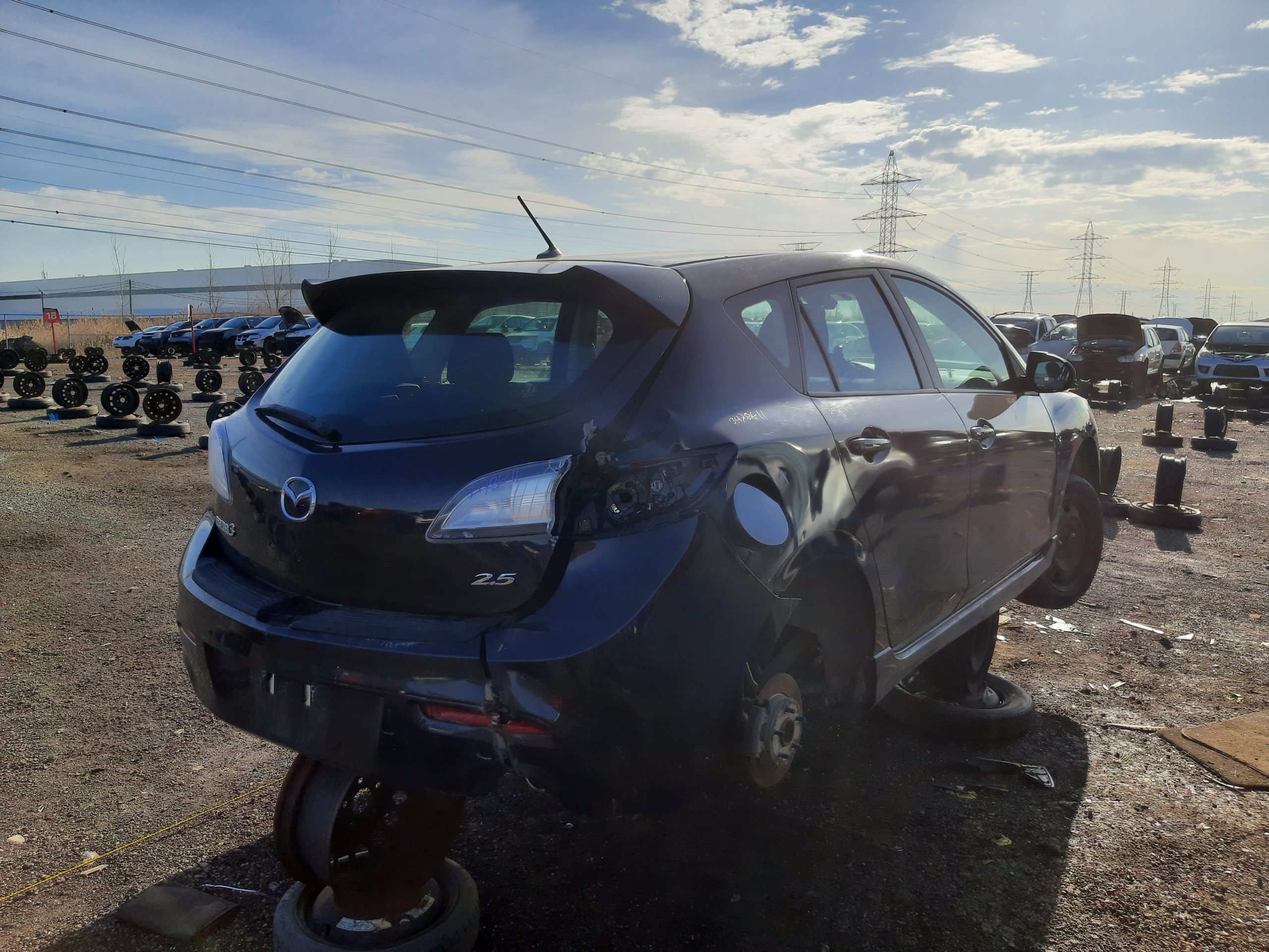 MAZDA MAZDA3 2011