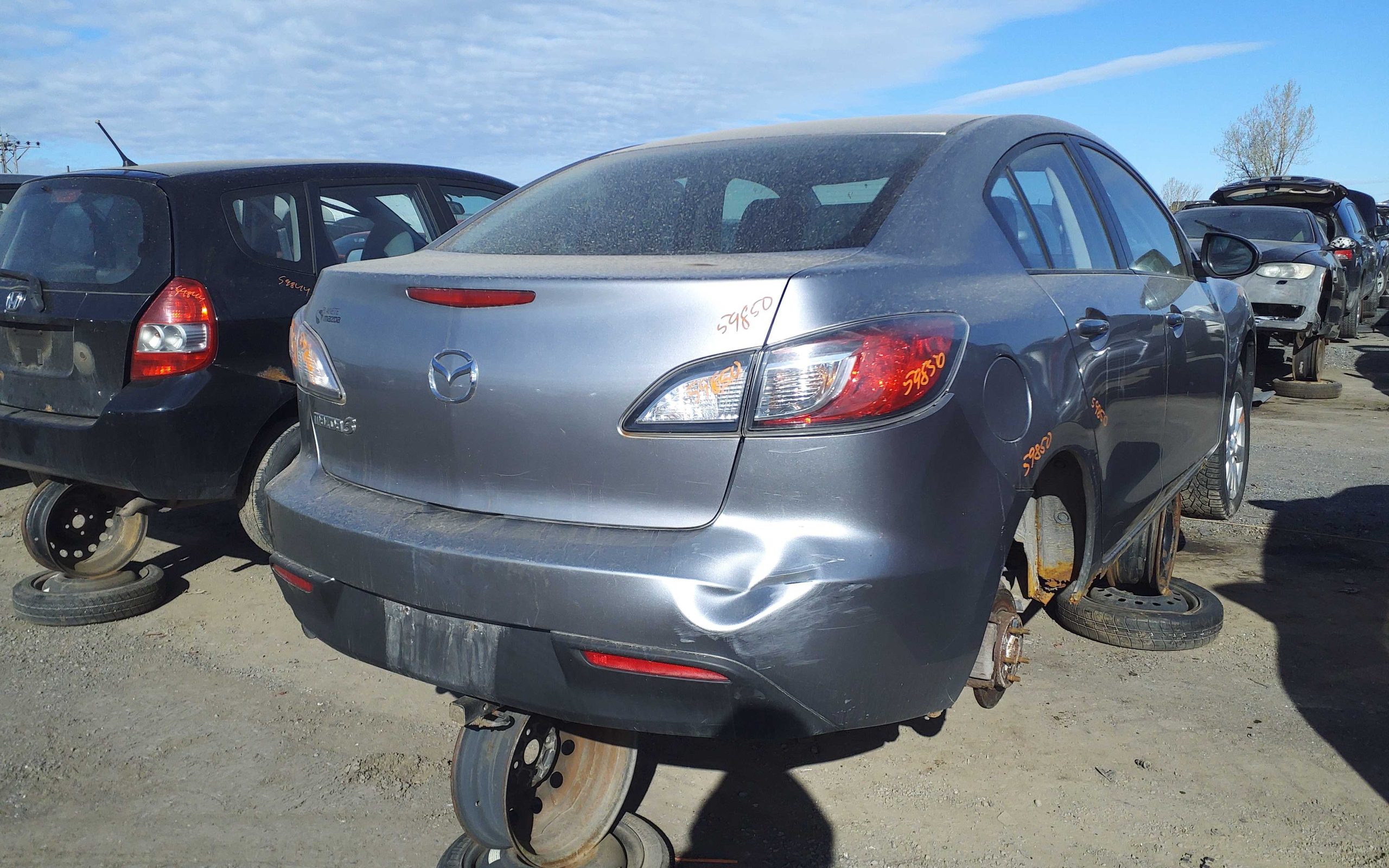 MAZDA MAZDA3 2011