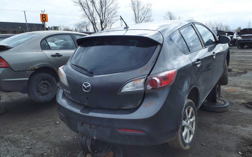 MAZDA MAZDA3 2011