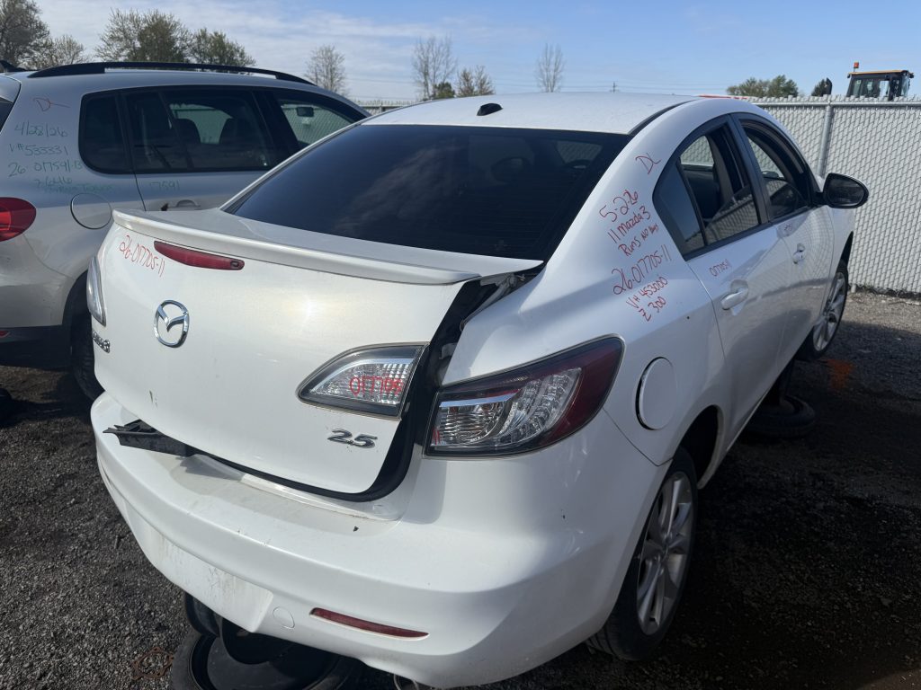 MAZDA MAZDA3 2011