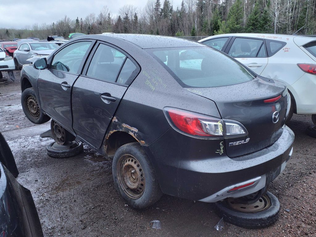 MAZDA MAZDA3 2011