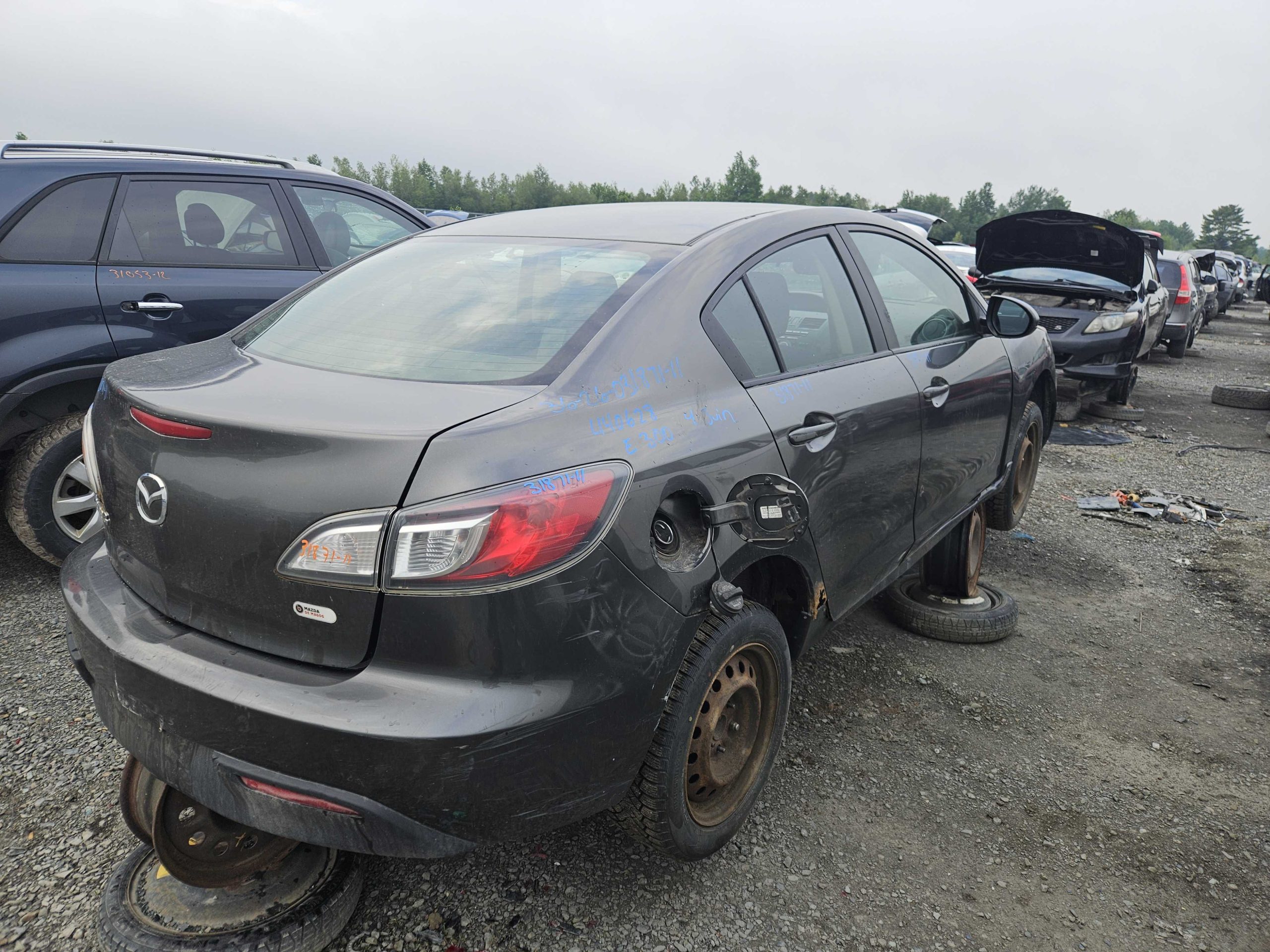 MAZDA MAZDA3 2011