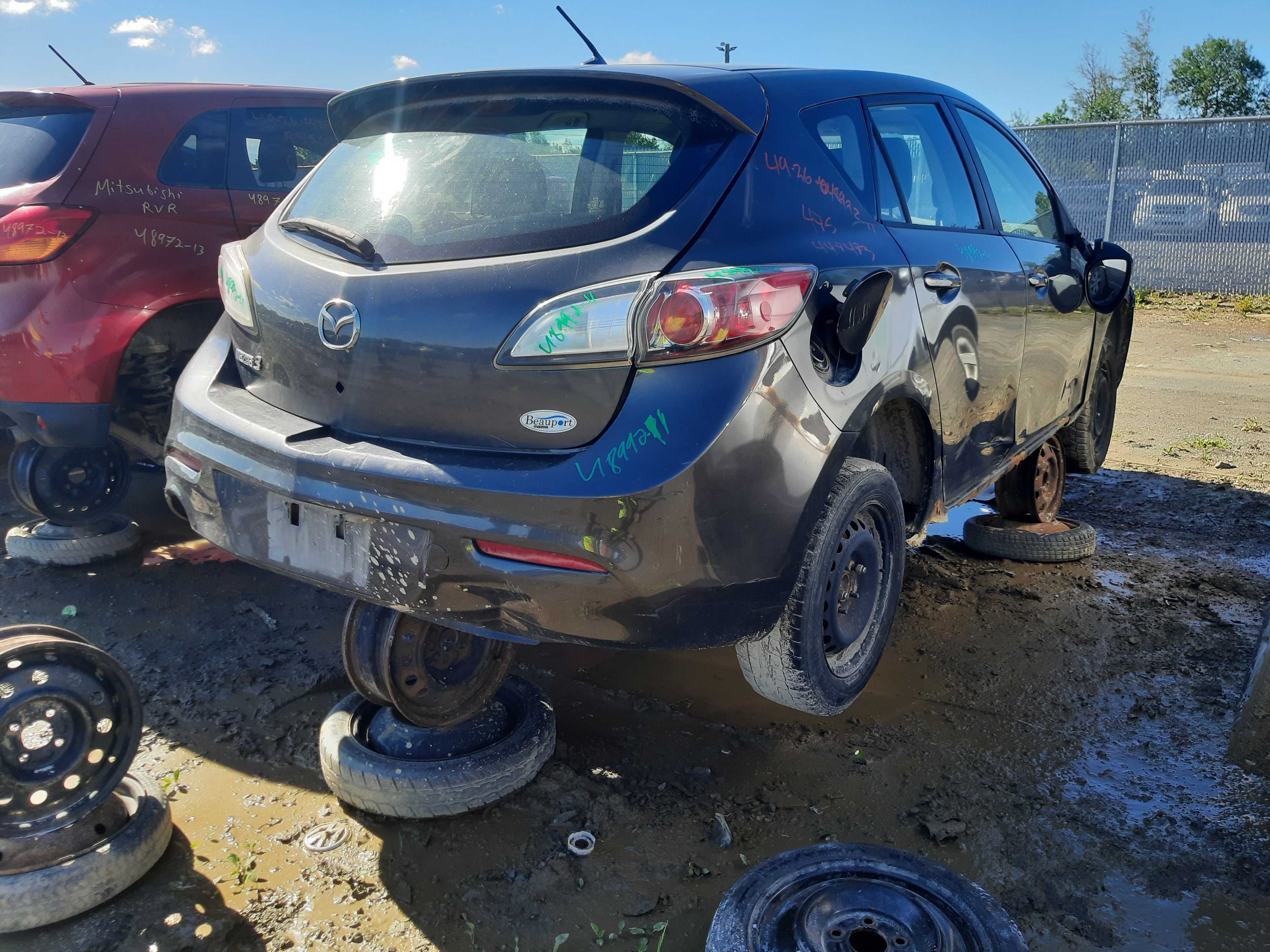 MAZDA MAZDA3 2011