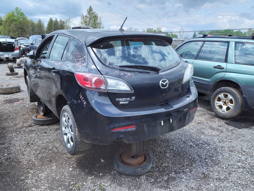 MAZDA MAZDA3 2012