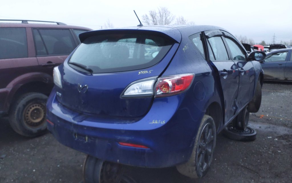 MAZDA MAZDA3 2012