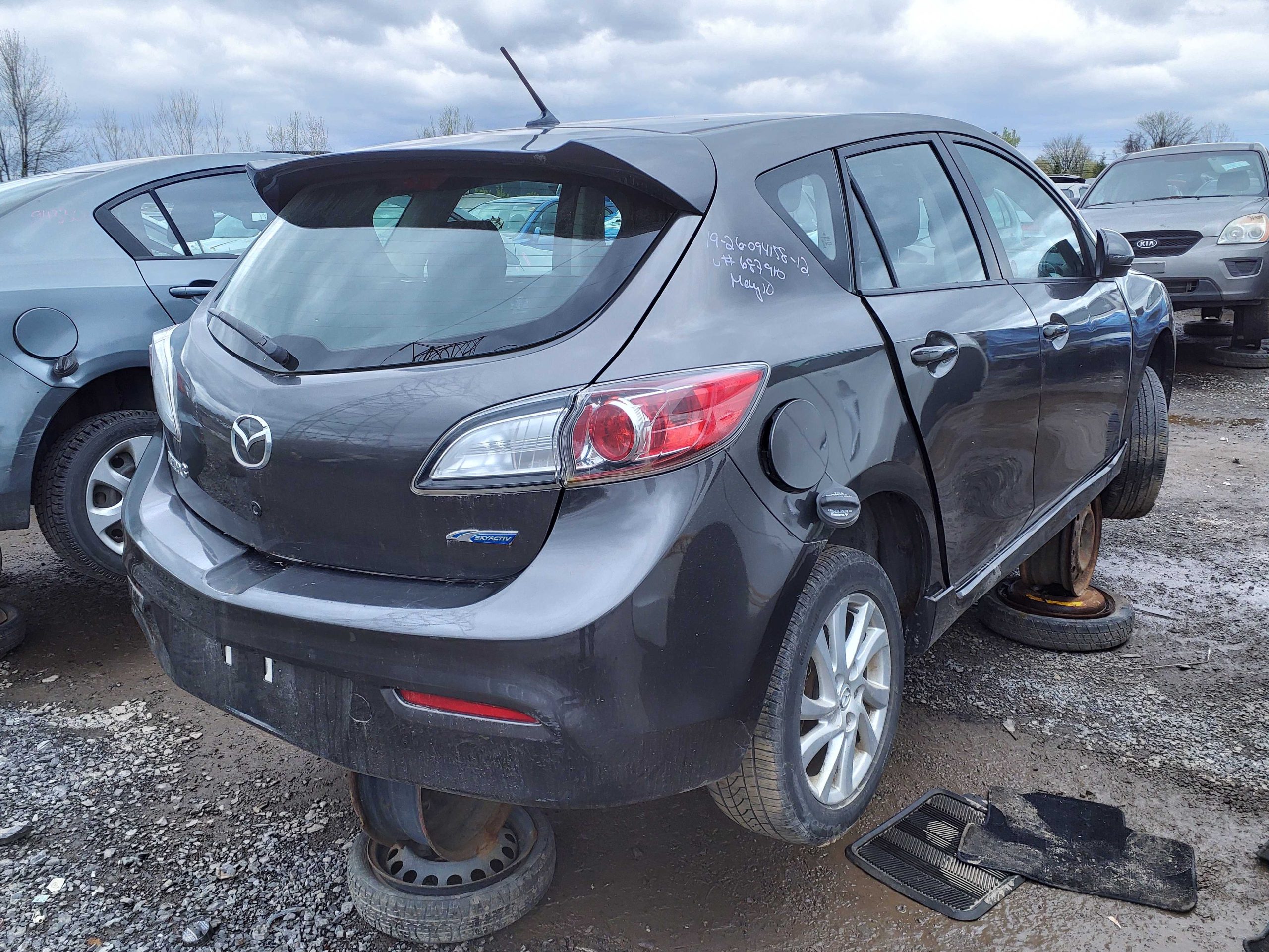MAZDA MAZDA3 2012
