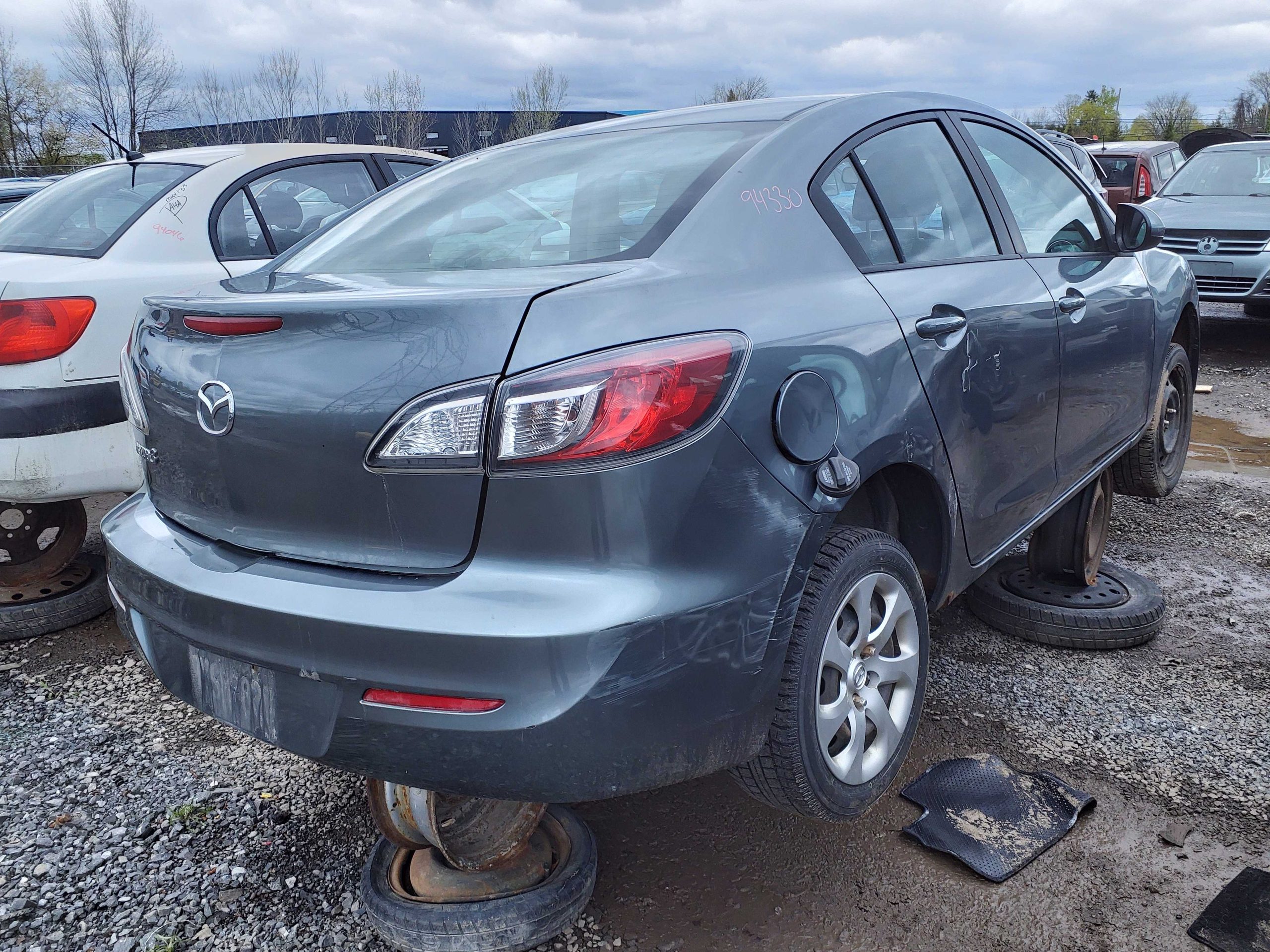 MAZDA MAZDA3 2012