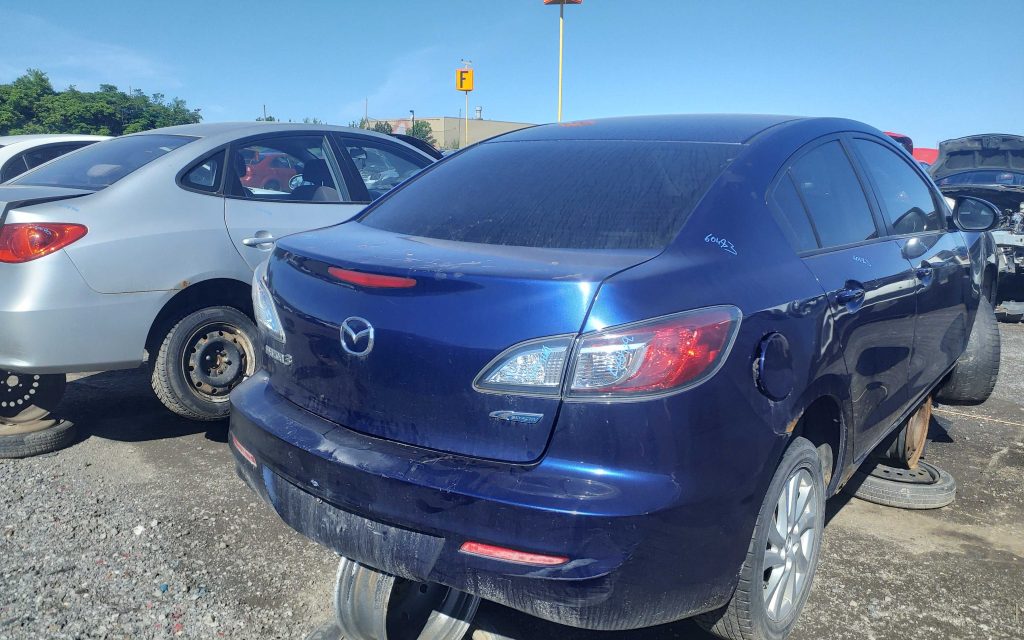 MAZDA MAZDA3 2012
