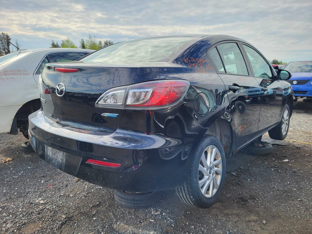MAZDA MAZDA3 2013