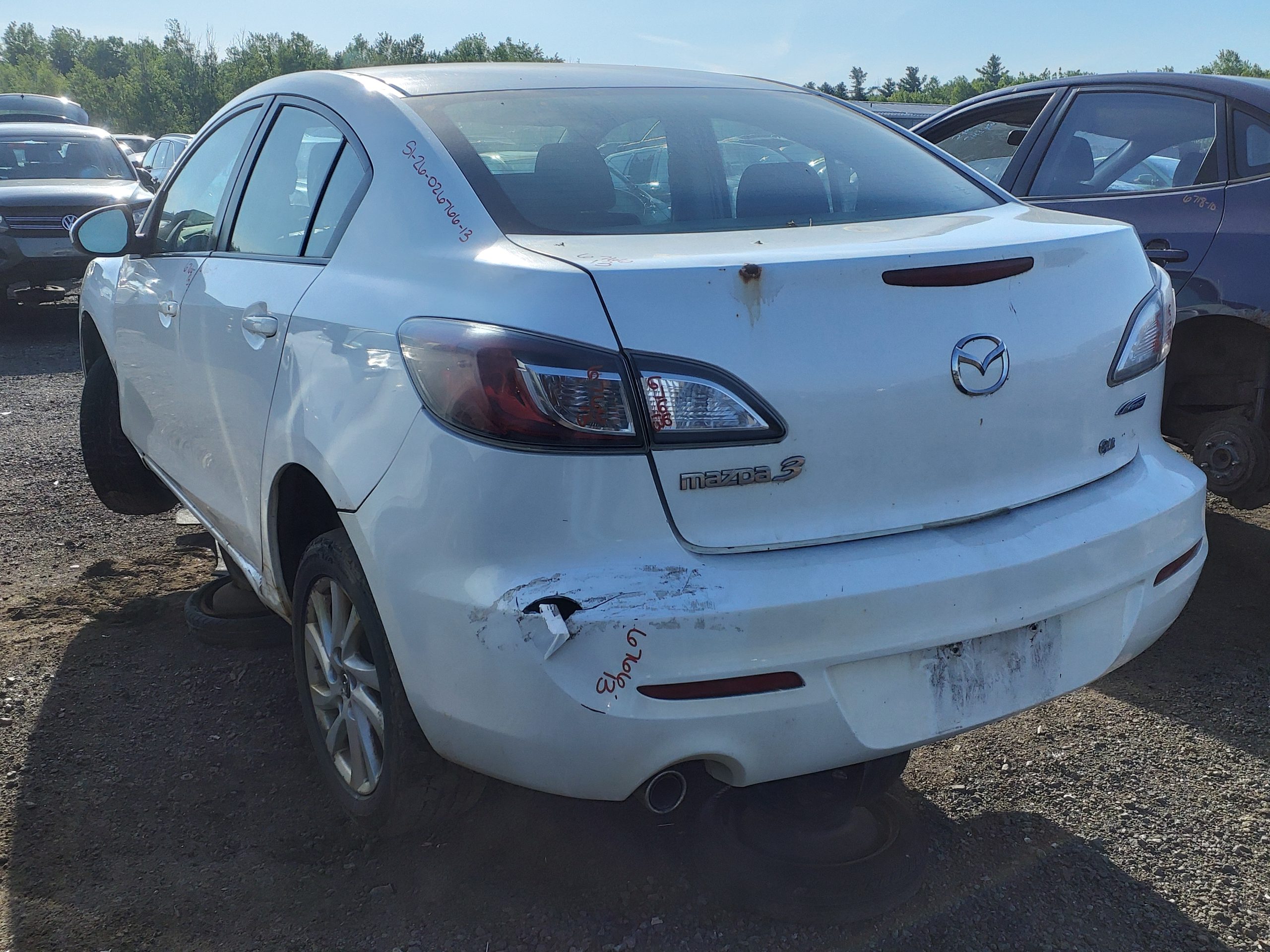 MAZDA MAZDA3 2013
