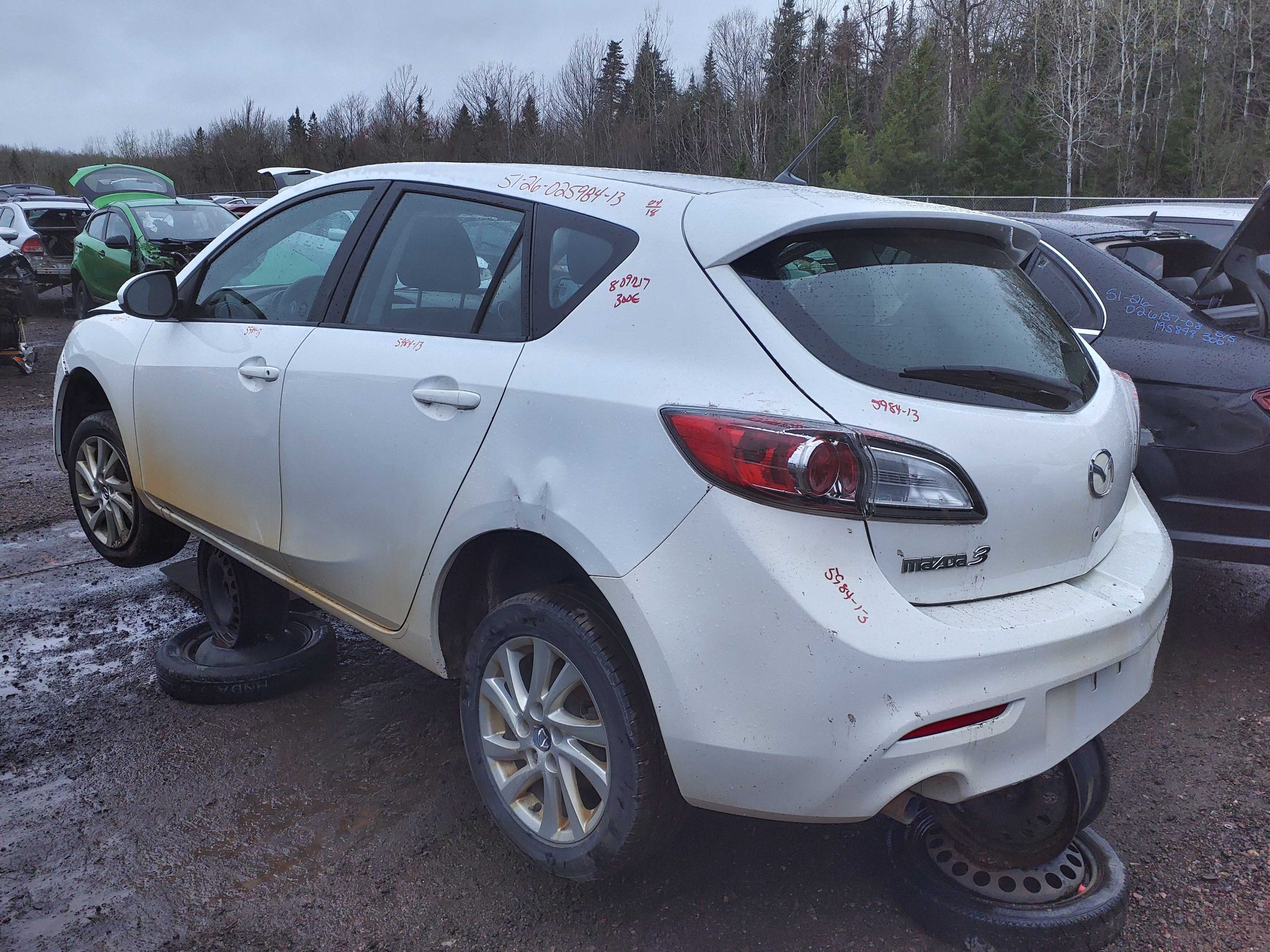 MAZDA MAZDA3 2013