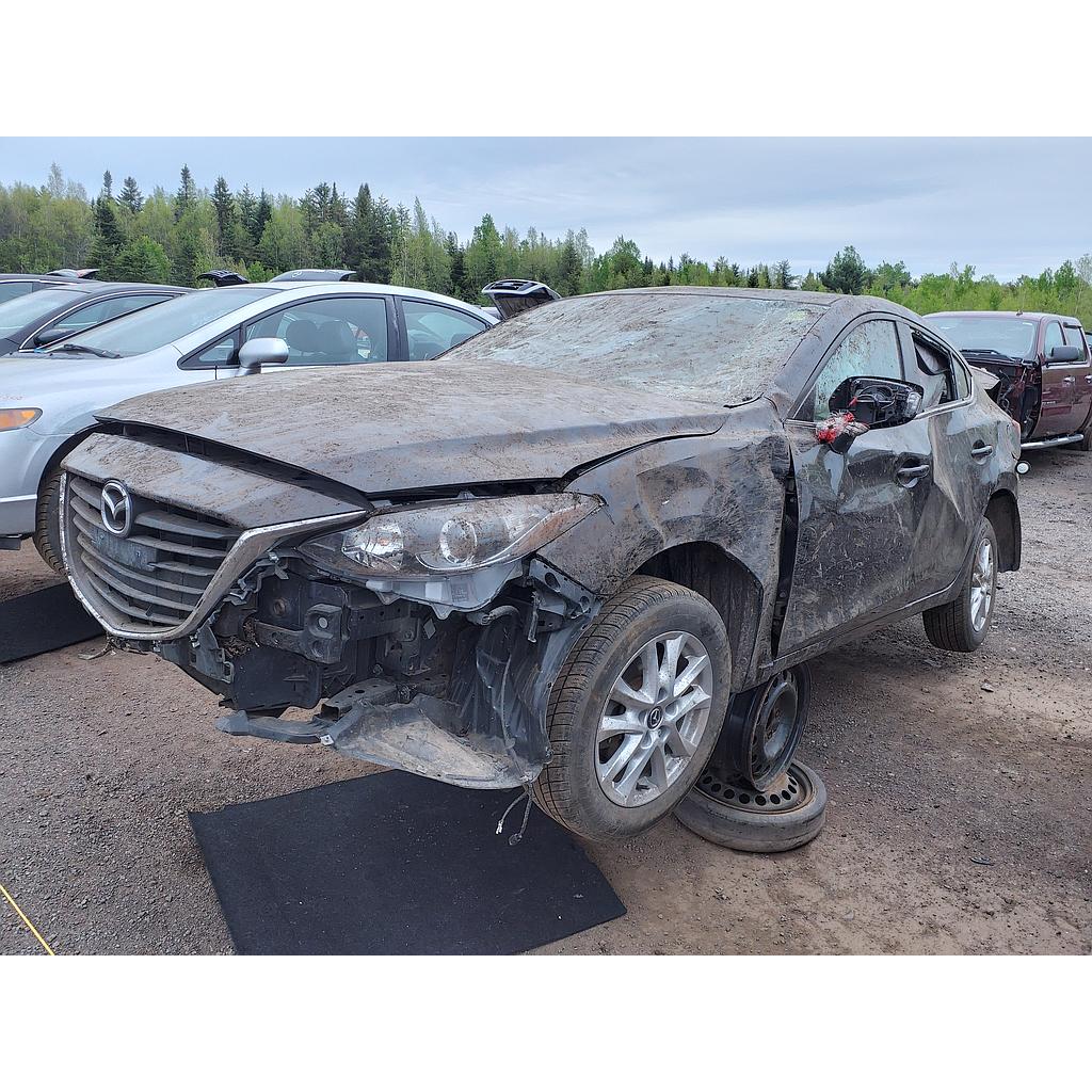 MAZDA MAZDA3 2015