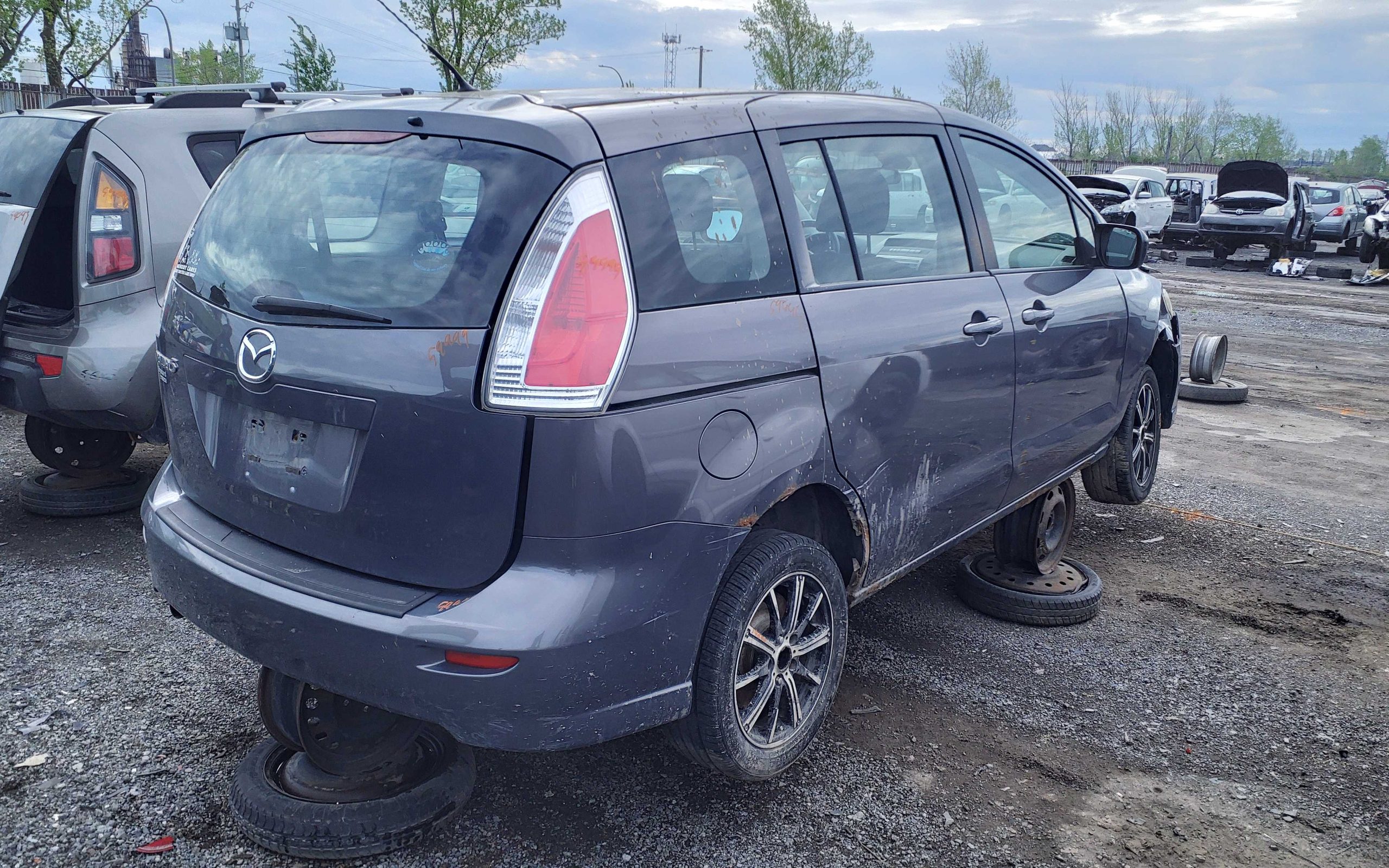 MAZDA MAZDA5 2010