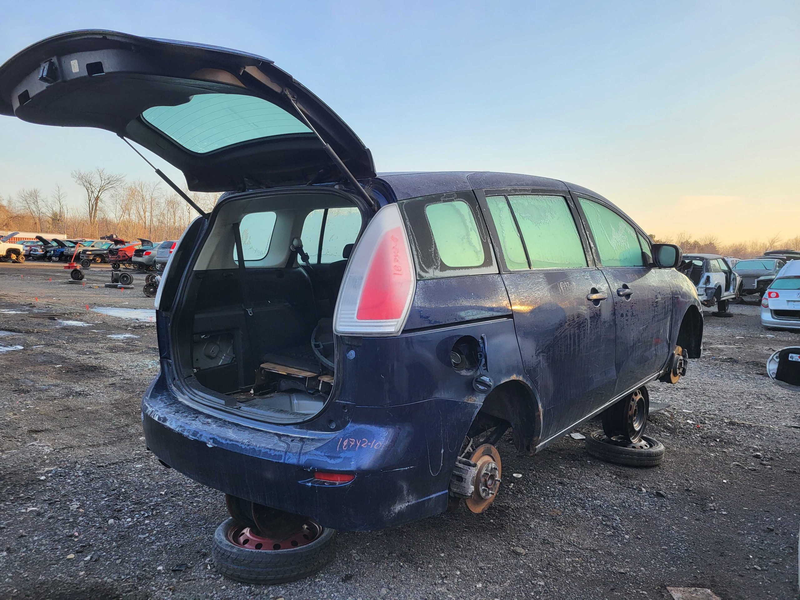 MAZDA MAZDA5 2010