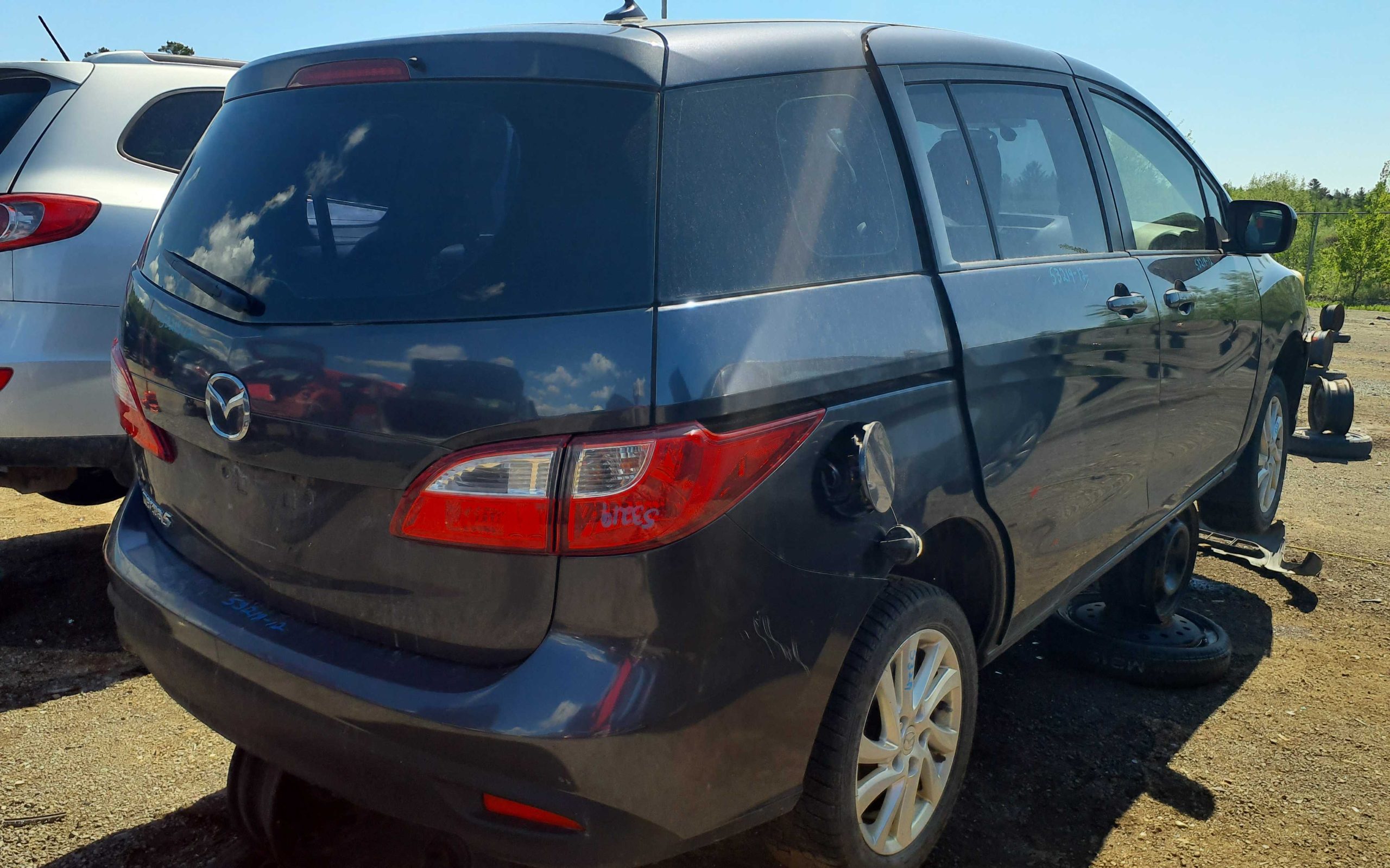 MAZDA MAZDA5 2012
