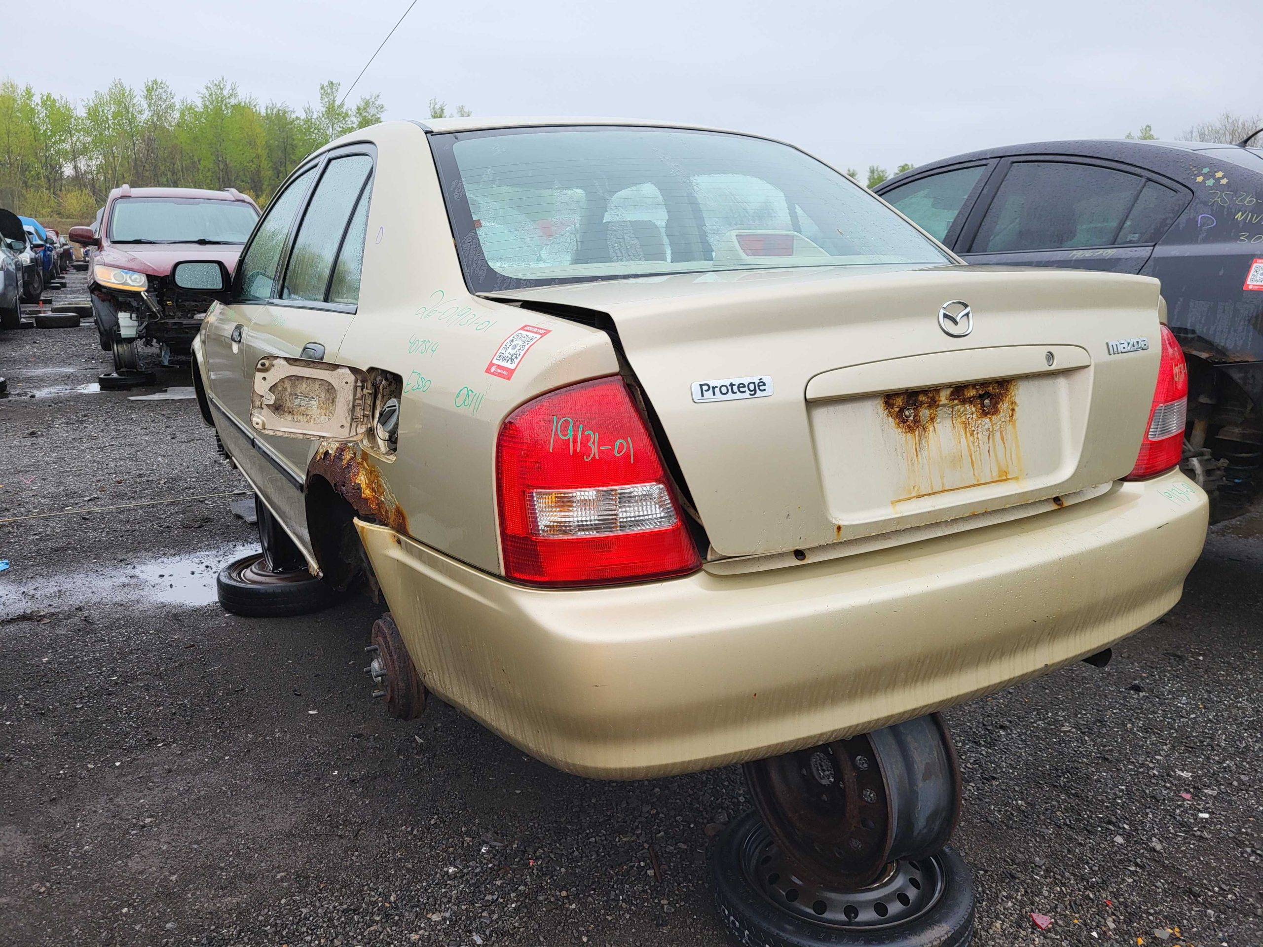 MAZDA PROTEGE 2001